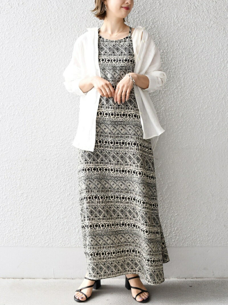 【SALE／50%OFF】SHIPS WOMEN プリントホルターネックワンピース◇ シップス ワンピース・ドレス その他のワンピース・ドレス ベージュ グレー【送料無料】