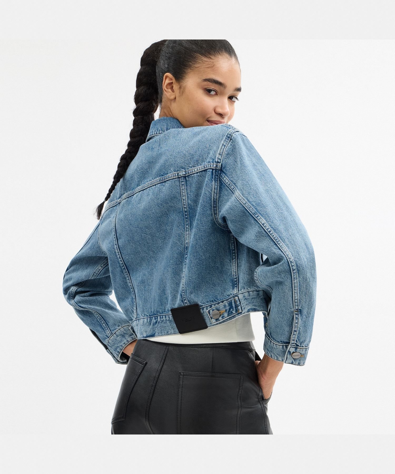 【SALE／40%OFF】COACH OUTLET 【公式】デニム クロップド ジャケット コーチ　アウトレット ジャケット・アウター デニムジャケット ブルー【送料無料】