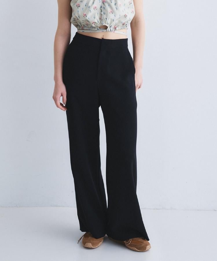 CODE A easy-fit trousers コードエー パンツ その他のパンツ ブラック