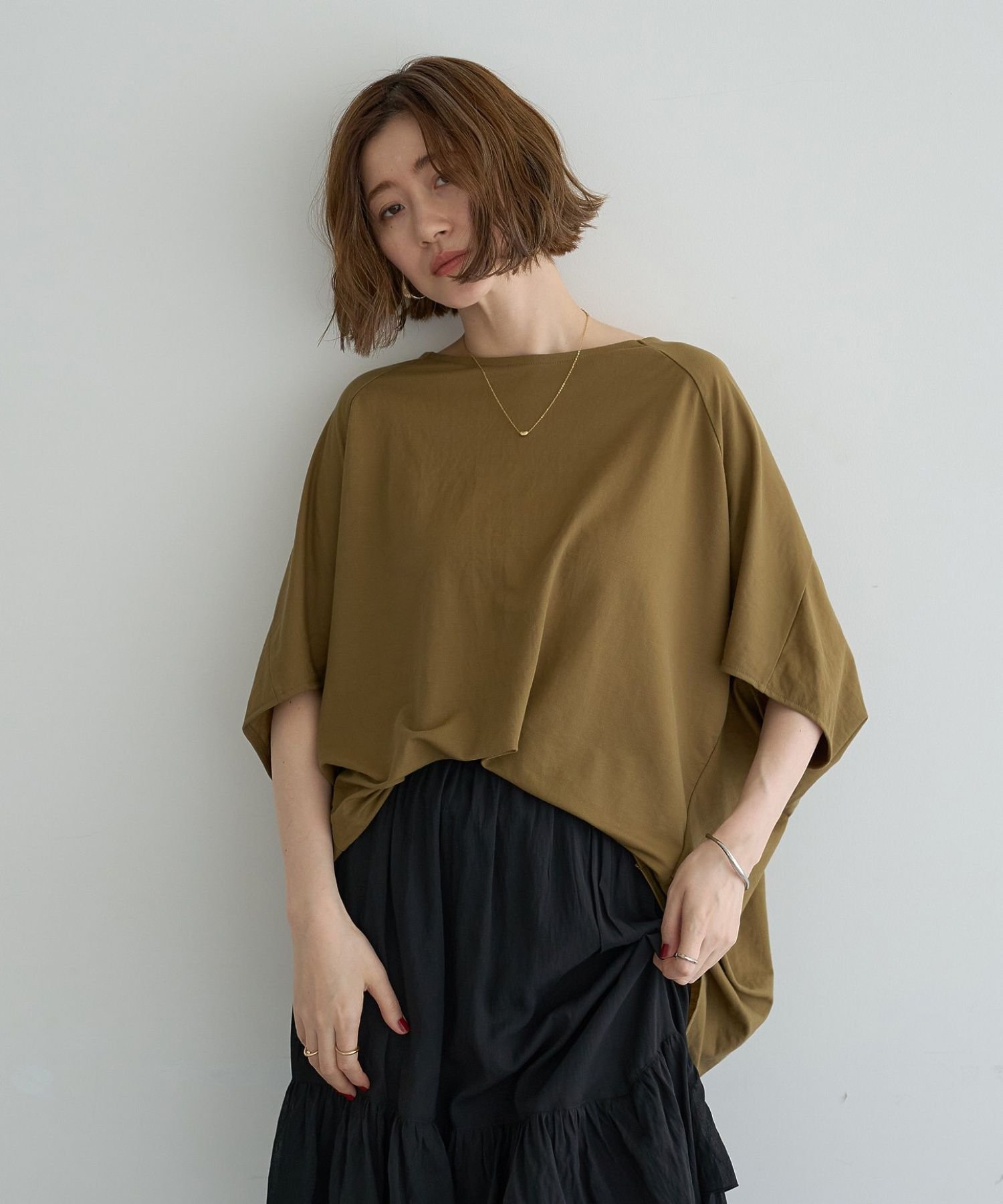 YECCA VECCA 異素材切替バックデザインプルオーバー イェッカヴェッカ トップス カットソー・Tシャツ カーキグリーン ホワイト ネイビー
