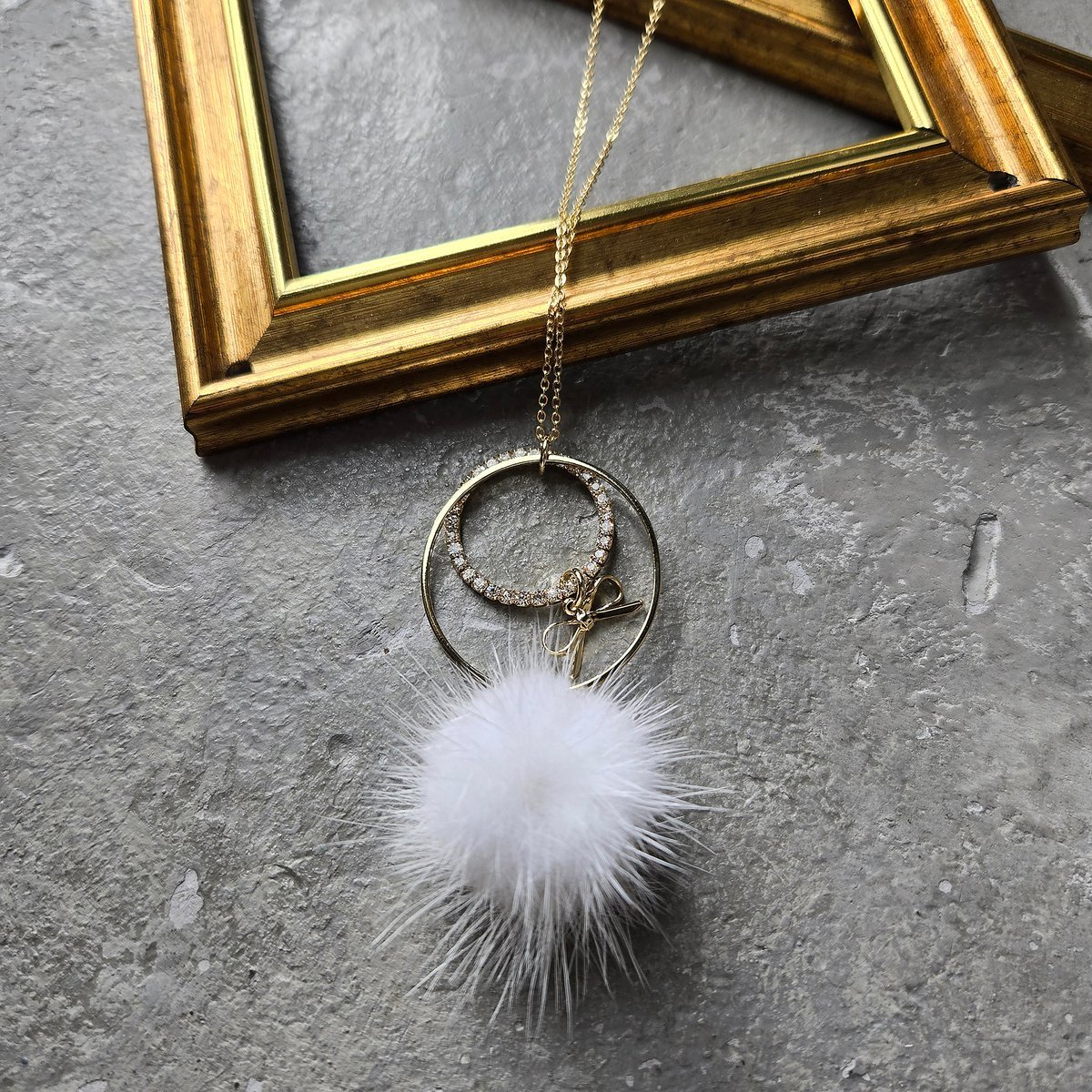 【SALE／10%OFF】Rose Tiara ミンクボンボンネックレス ローズティアラ アクセサリー・腕時計 ネックレ..