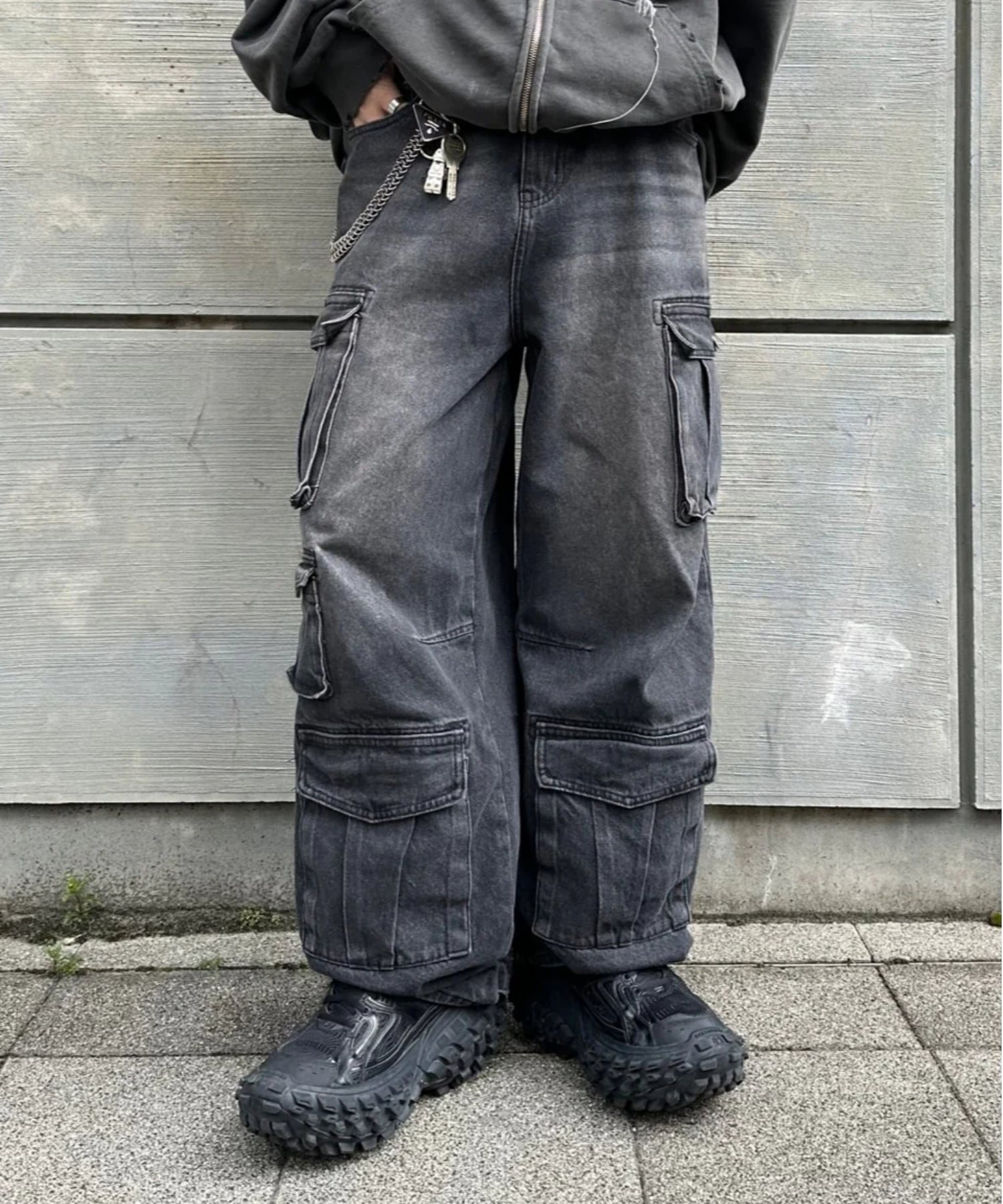+ 【Chikashitsu+】vintage wash cargo denim pants / チカプラ デニム ネバーマインドザエックスユー／チカシツプラス パンツ ジーンズ・デニムパンツ ブラック ブルー