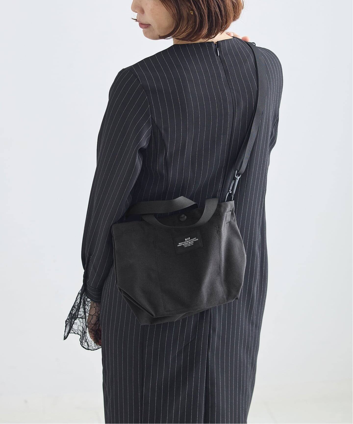 JOURNAL STANDARD L'ESSAGE 《予約》BAGS IN PROGRESS/バッグス イン プログレス Mini Strap Carry バッグ ジャーナルスタンダード レサージュ バッグ ハンドバッグ ブラック【送料無料】