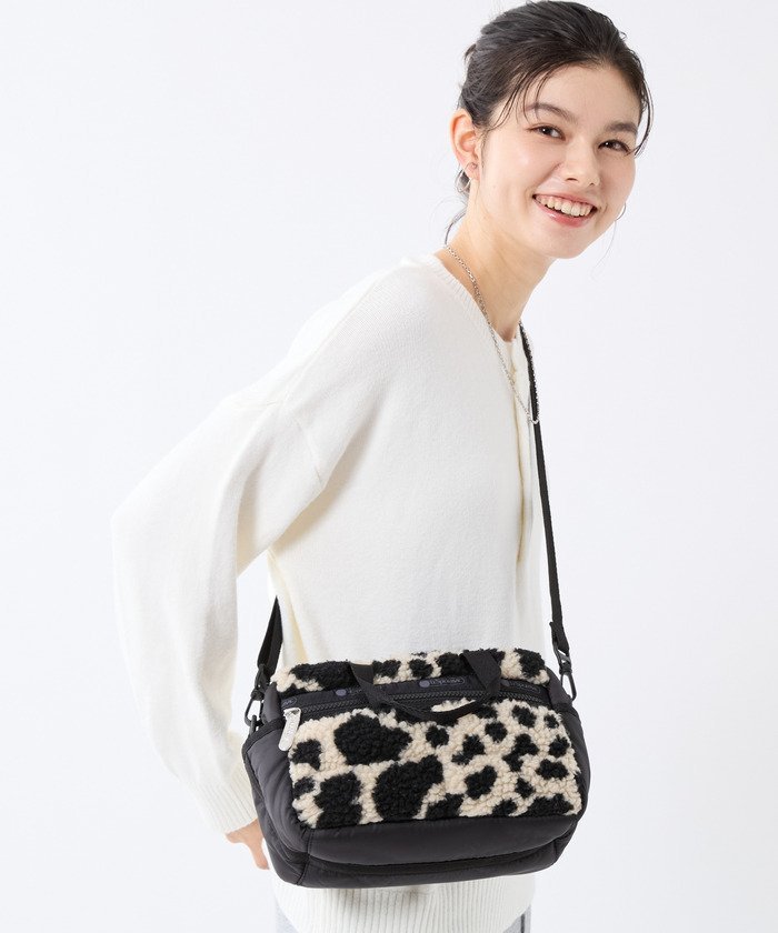 LeSportsac 【公式】レスポートサック ショルダーバッグ 4080HD86 LeSportsac レスポートサック バッグ ショルダーバッグ ブラック【送料無料】のサムネイル