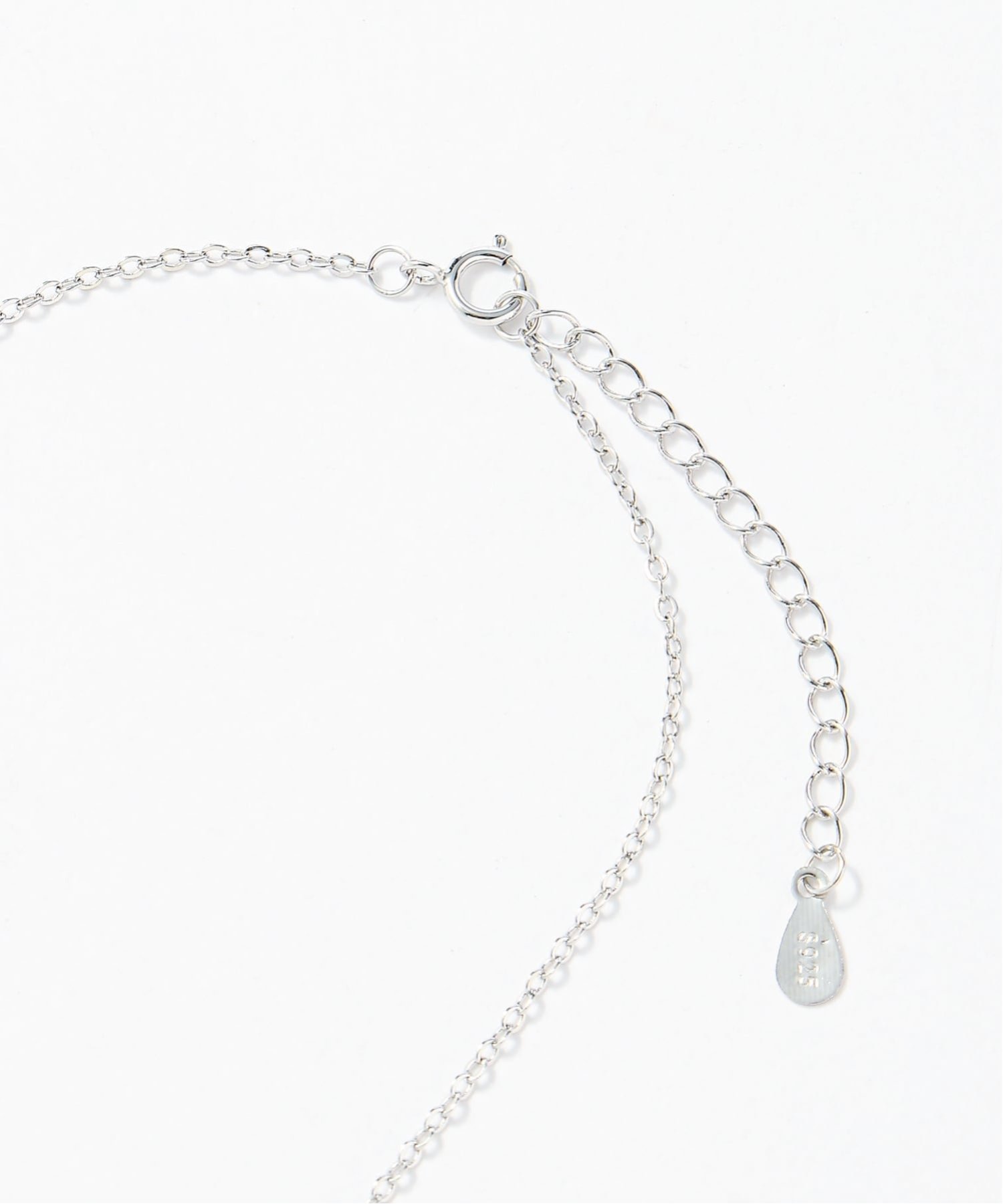 Coo+i/(W)リボンデザインシルバーネックレス スレンダー アクセサリー・腕時計 ネックレス シルバー