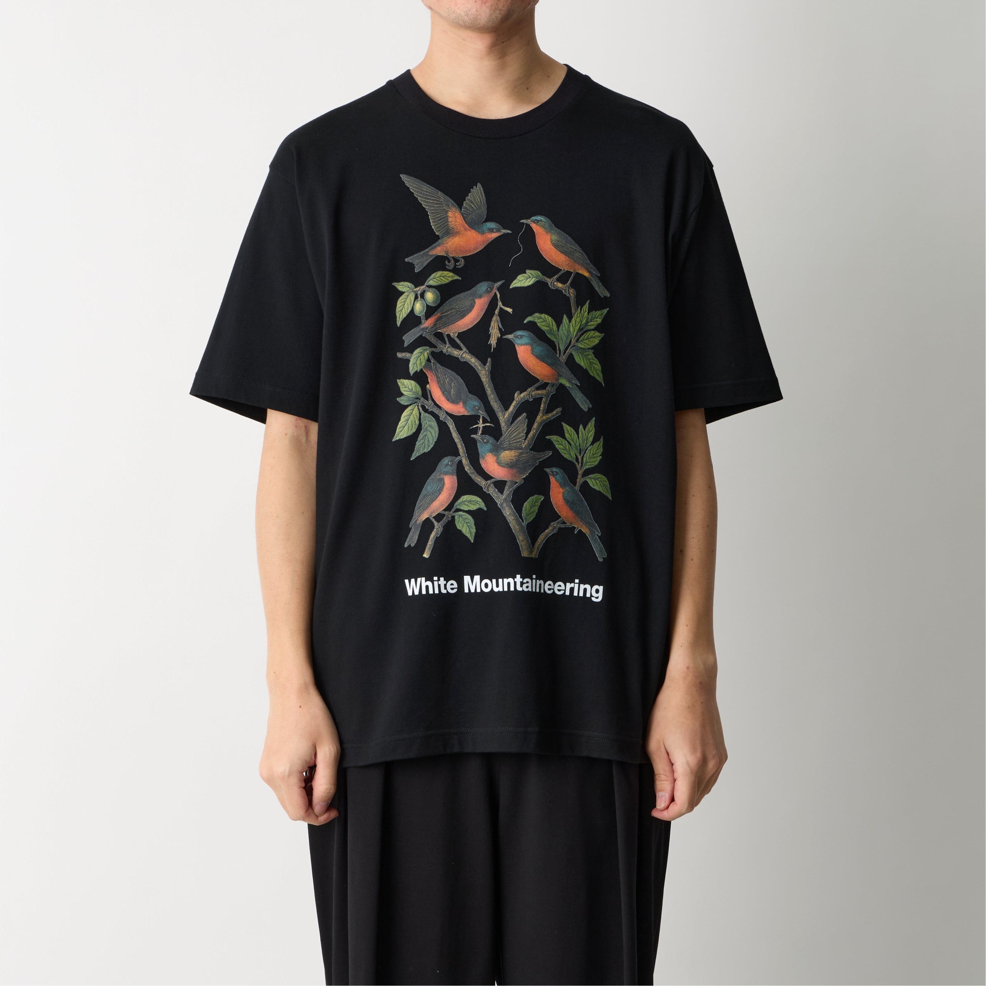 White Mountaineering/(M)HUMMINGBIRD T-SHIRT ホワイトマウンテニアリング トップス カットソー・Tシャツ ホワイト ブラック