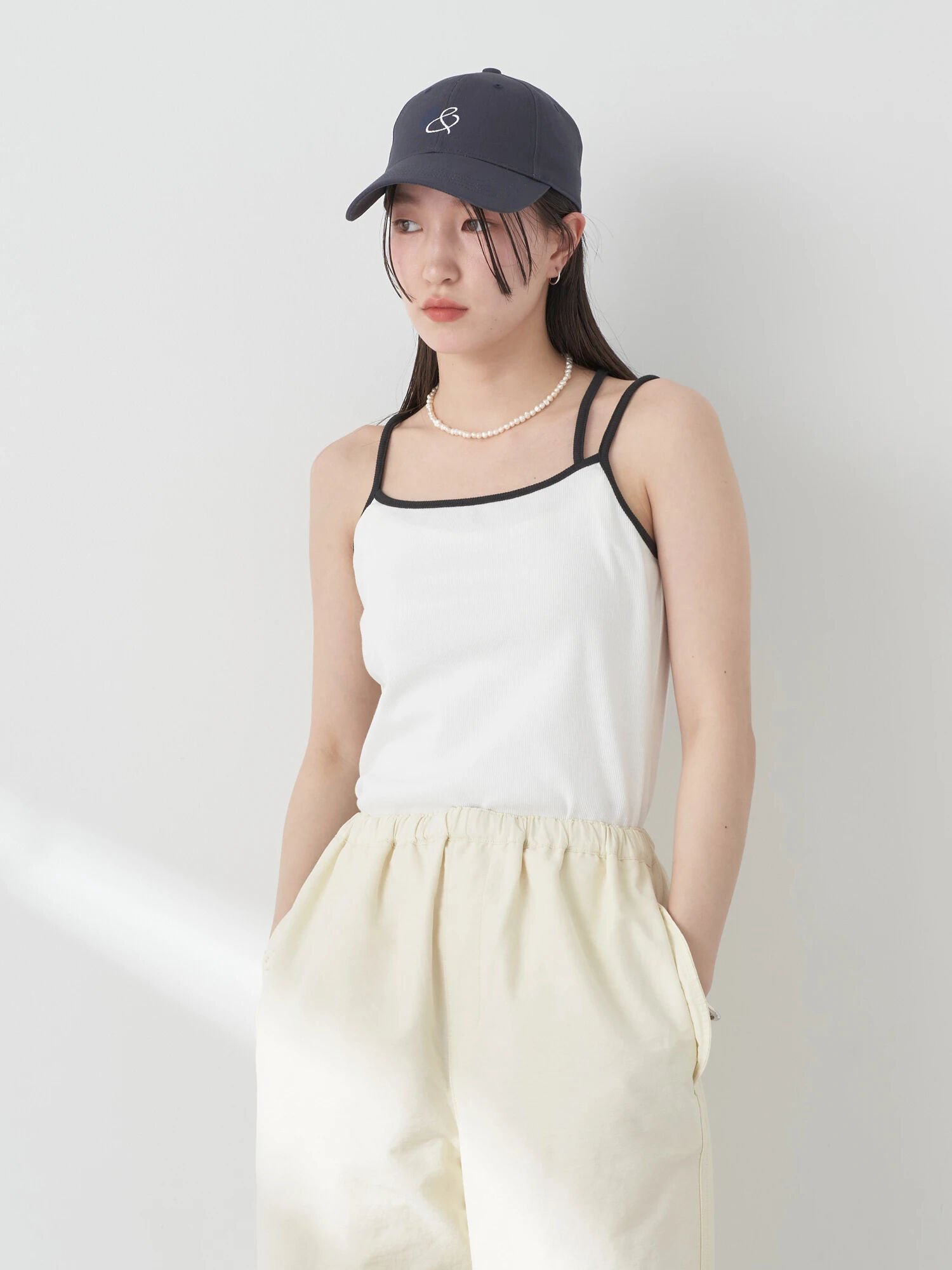 楽天Rakuten Fashion【SALE／50％OFF】earth music&ecology アシメネックキャミソール アースミュージック&エコロジー トップス その他のトップス ホワイト ブラック ブラウン グレー