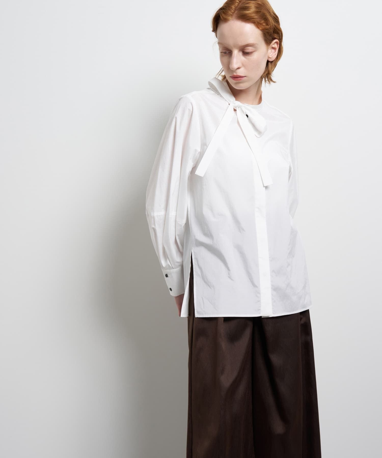 LANVIN en Bleu シルキータイプライターボウタイリボンブラウス ランバンオンブルー トップス シャツ・ブラウス ホワイト ブルー【送料無料】