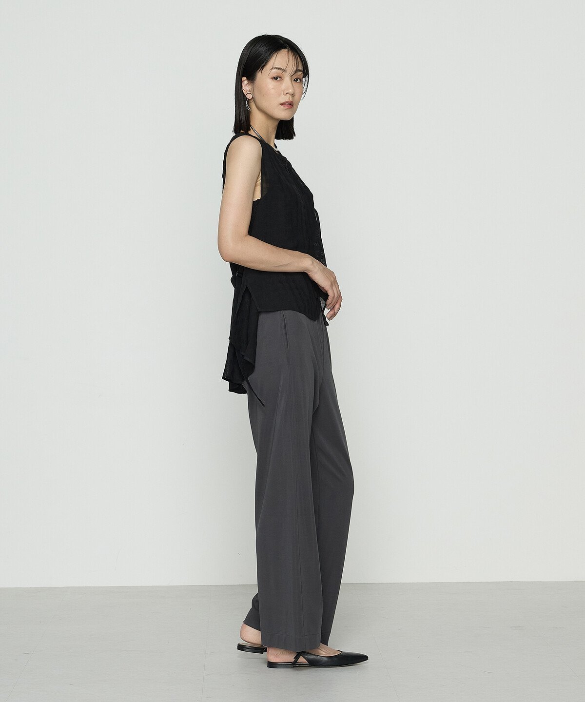 Gabardine K.T + [ +サイズ ] チェック柄カラミ ジレ コムサ トップス ベスト・ジレ ブラック【送料無料】