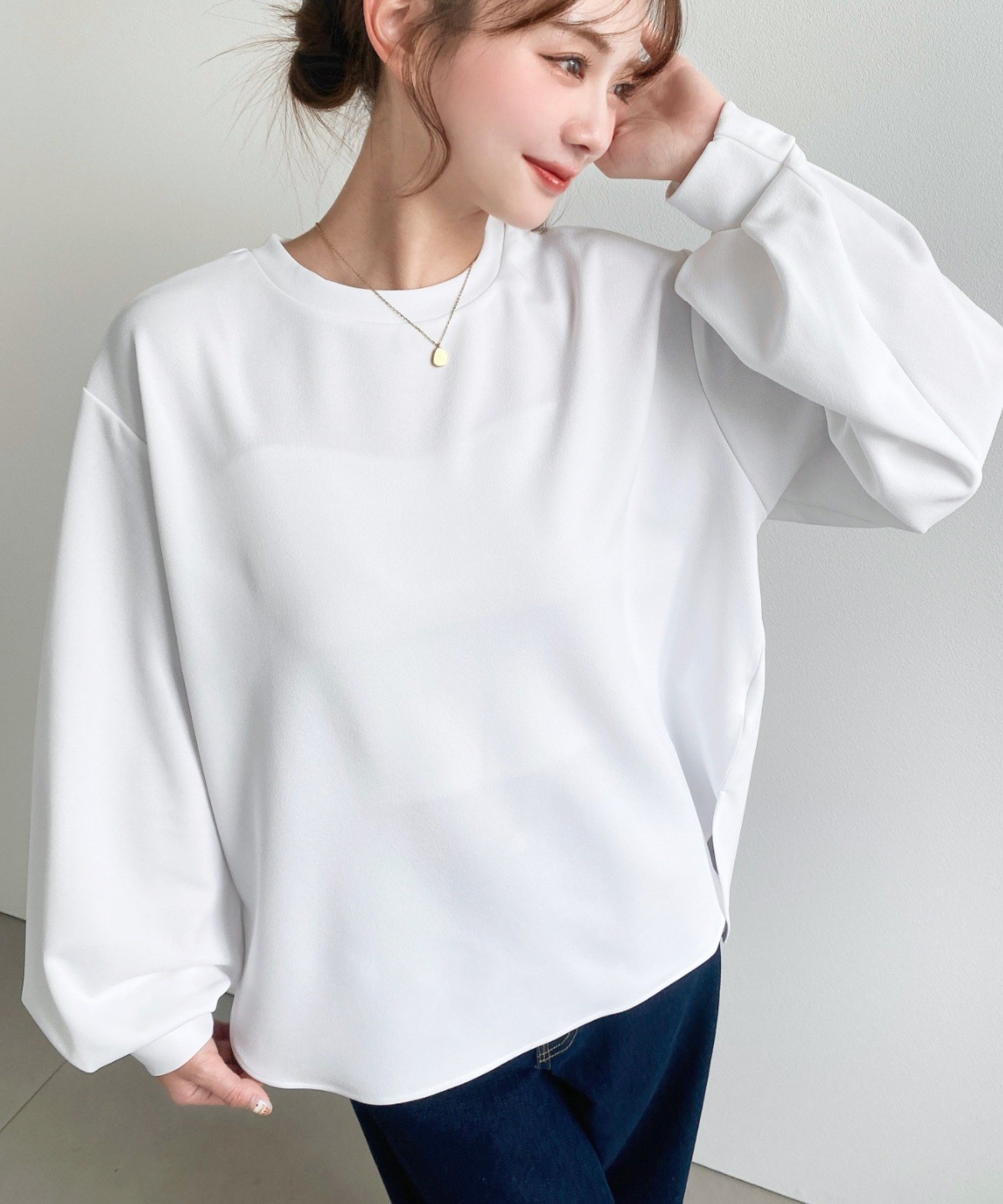 moment+ しわになりにくい長袖ストレッチジョーゼットTブラウス モーメントプラス トップス カットソー・Tシャツ ブラック ホワイト ネイビー