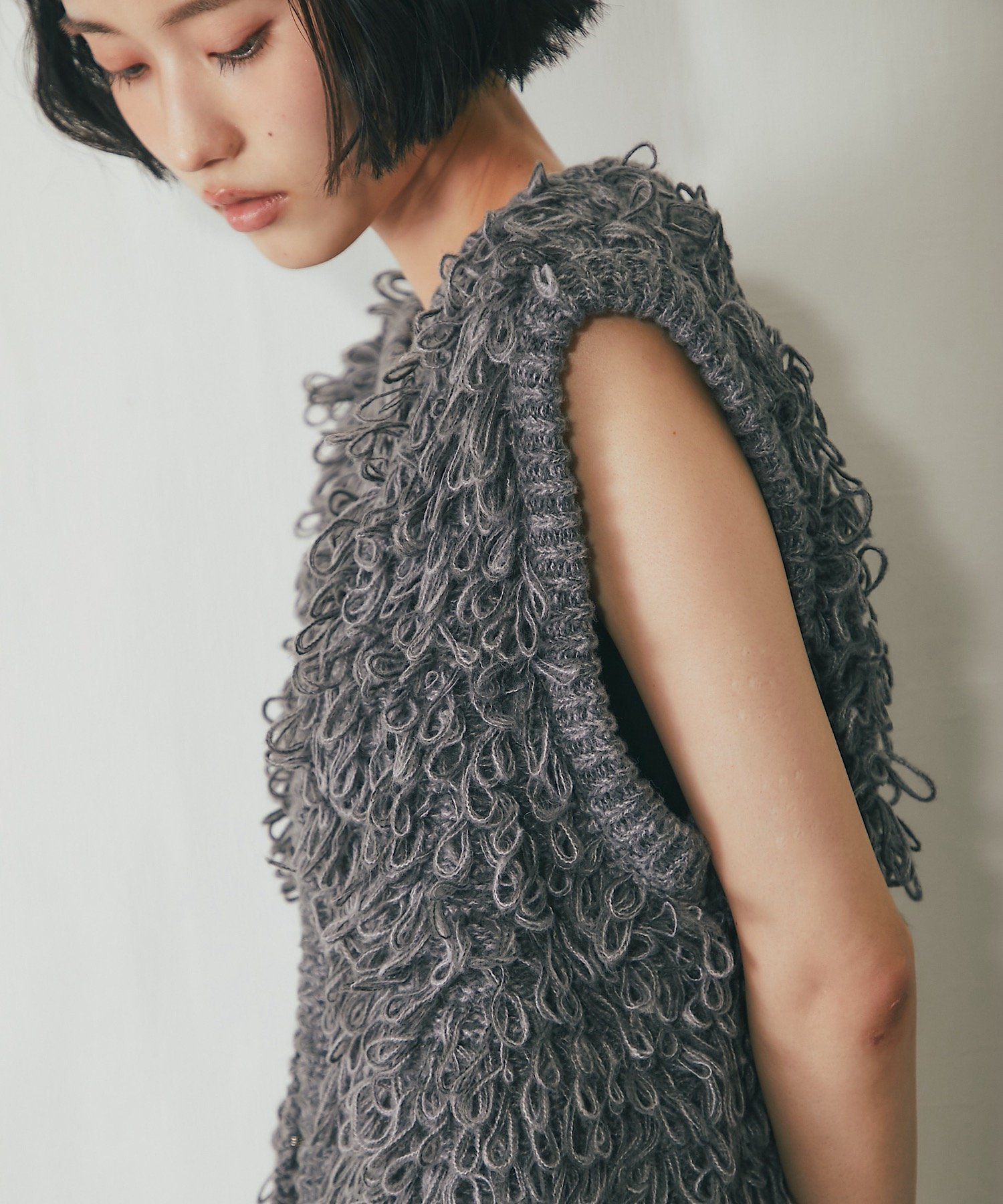 ANOTHER S ループ網フリンジベスト スマイルオーキッド トップス ベスト・ジレ ホワイト ブラック グレー【送料無料】のサムネイル