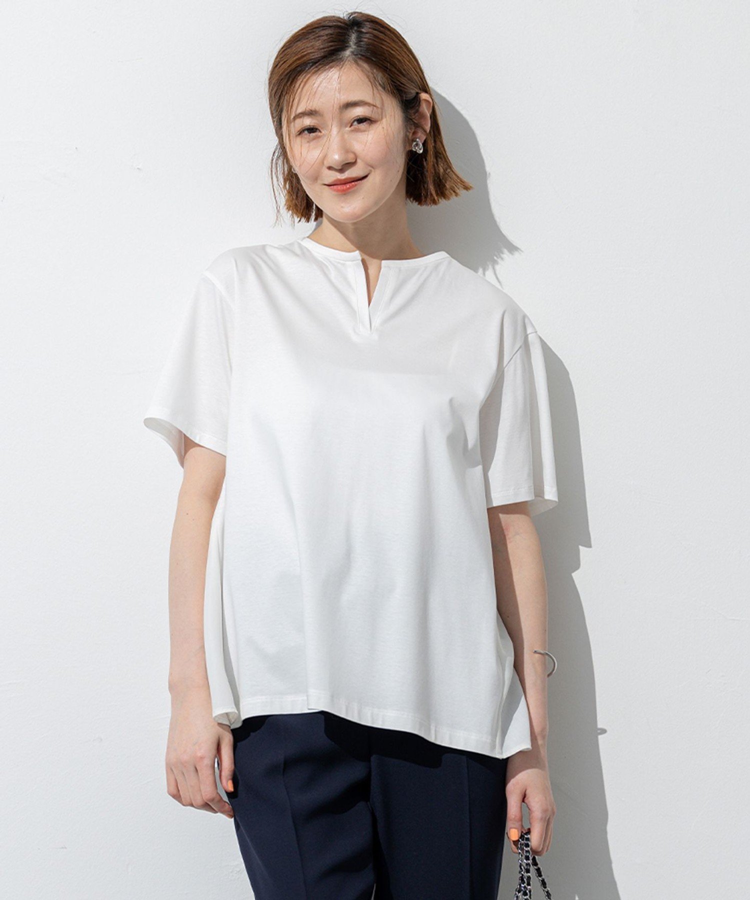 23区 L 【汗じみ防止/洗える】スムースデザイン バックフレア カットソー ニジュウサンク トップス カットソー・Tシャツ ブラック ホワイト