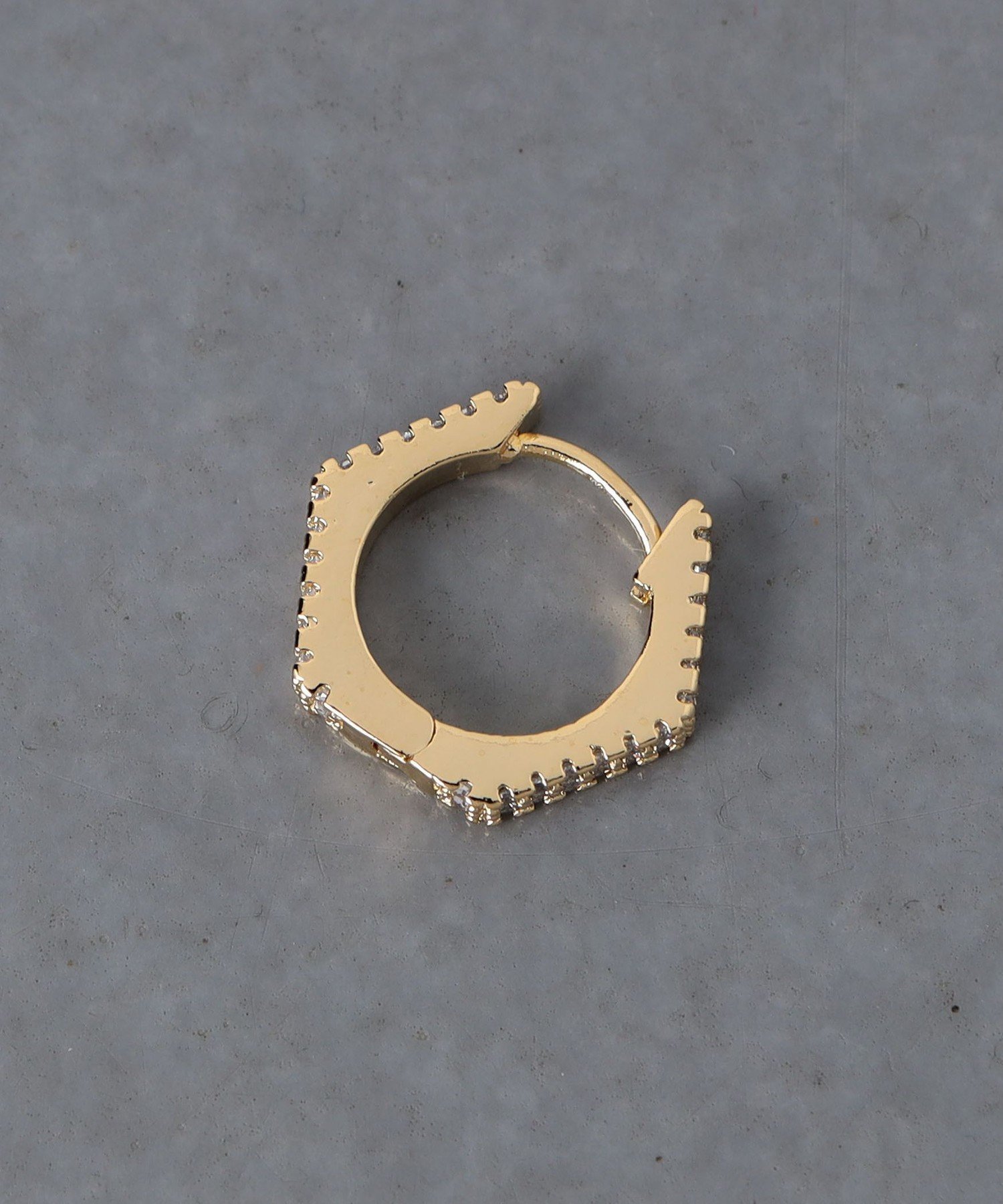 【SALE／30%OFF】UNITED ARROWS サイドパヴェ ヘキサゴン フープピアス ユナイテッドアローズ アウトレット アクセサリー・腕時計 ピアス ゴールド シルバー【送料無料】
