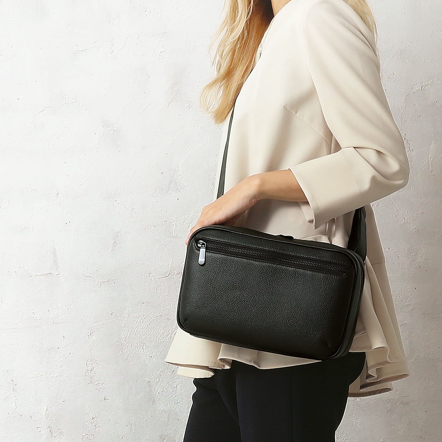 BLUE SINCERE 8ポケット ショルダーバッグ 本革 大容量 軽量 撥水 サコッシュ ブルーシンシア バッグ ショルダーバッグ ブラック ホワイト ブラウン【送料無料】