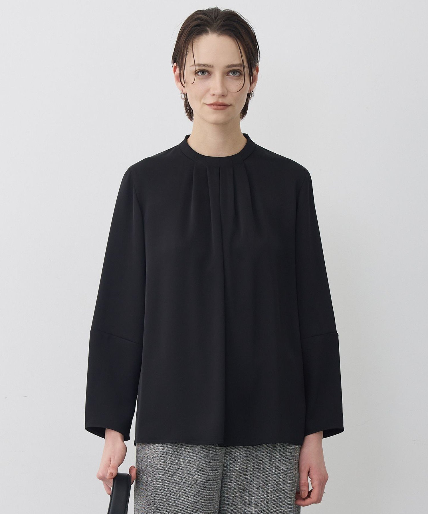 ICB L アセテートダブルサテン ランタンスリーブブラウス アイシービー トップス シャツ・ブラウス ネイビー ブラック