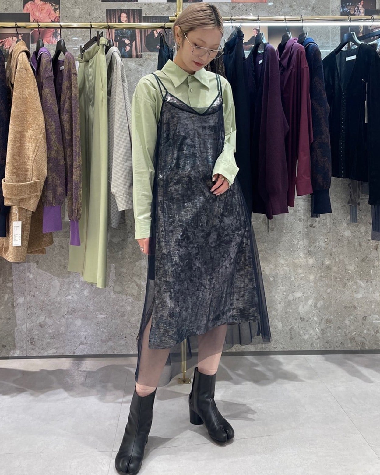 IRENENNE バックボタンディテールシャツ / Back-Button Detail Shirt ルシェルブルー トップス シャツ・ブラウス ワインレッド
