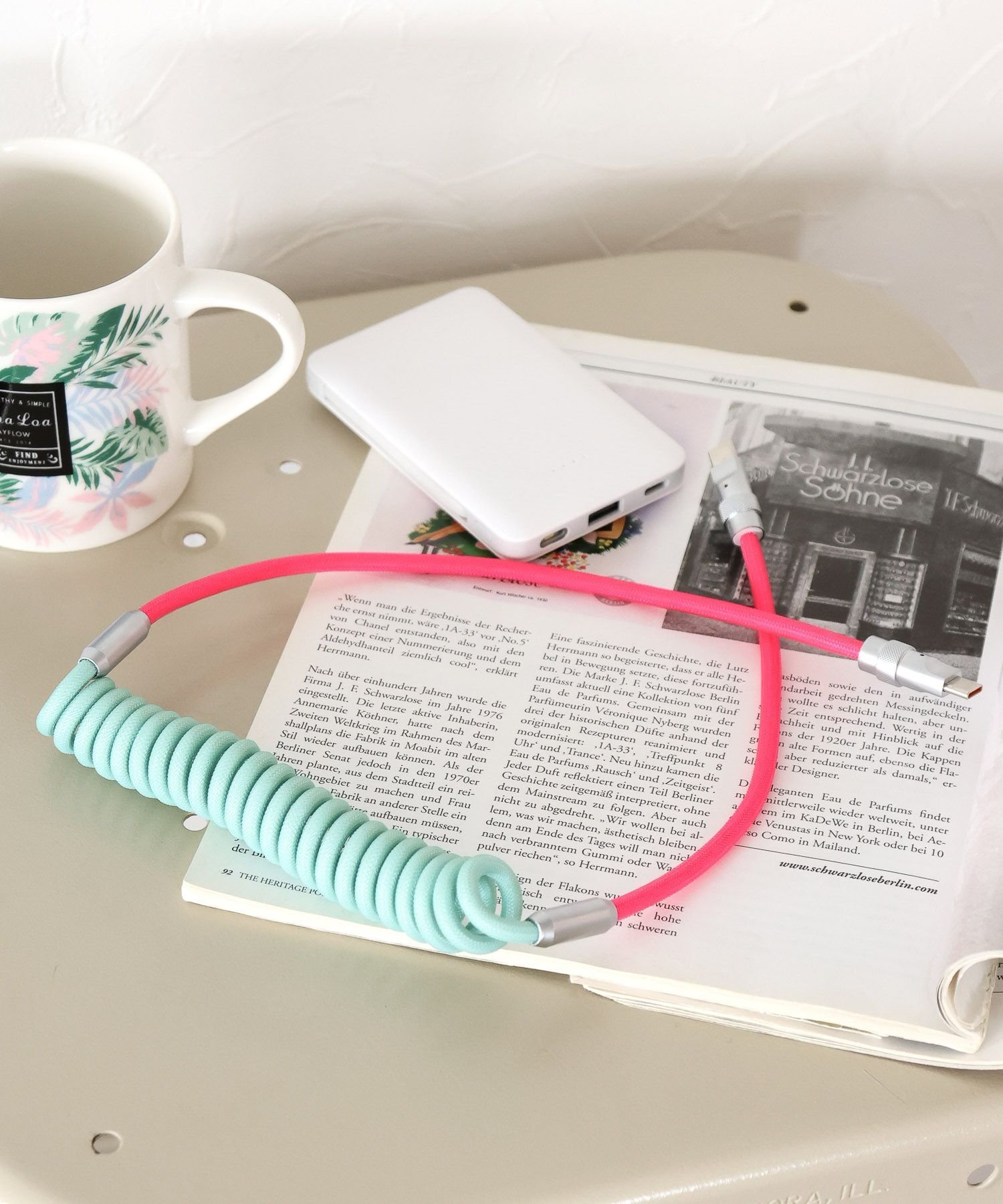 BAYFLOW バイカラーコイルケーブル(type C) ベイフロー スマホグッズ・オーディオ機器  ...