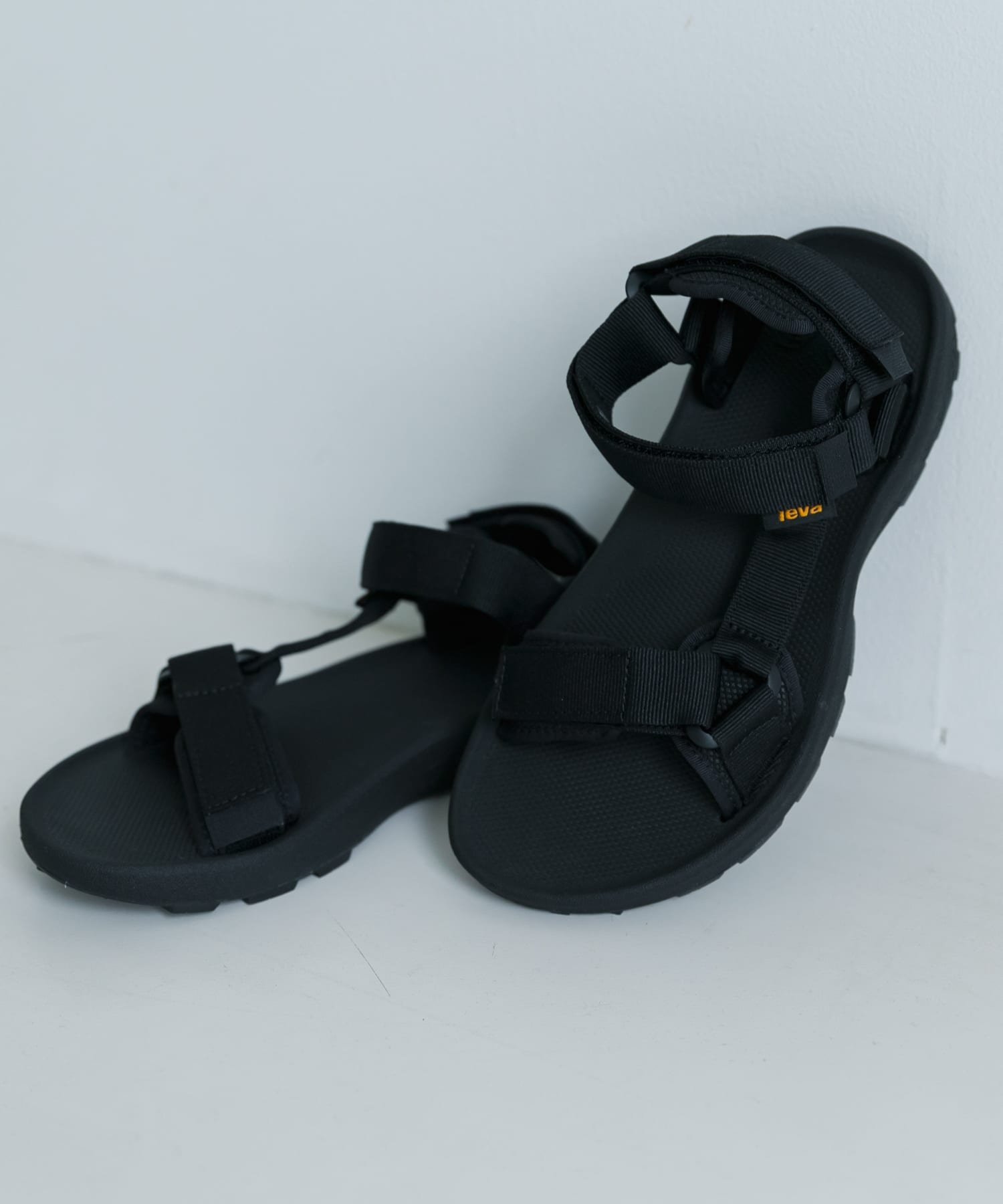 URBAN RESEARCH Teva HYDRATREK SANDAL アーバンリサーチ シューズ・靴 サンダル ブラック【送料無料】