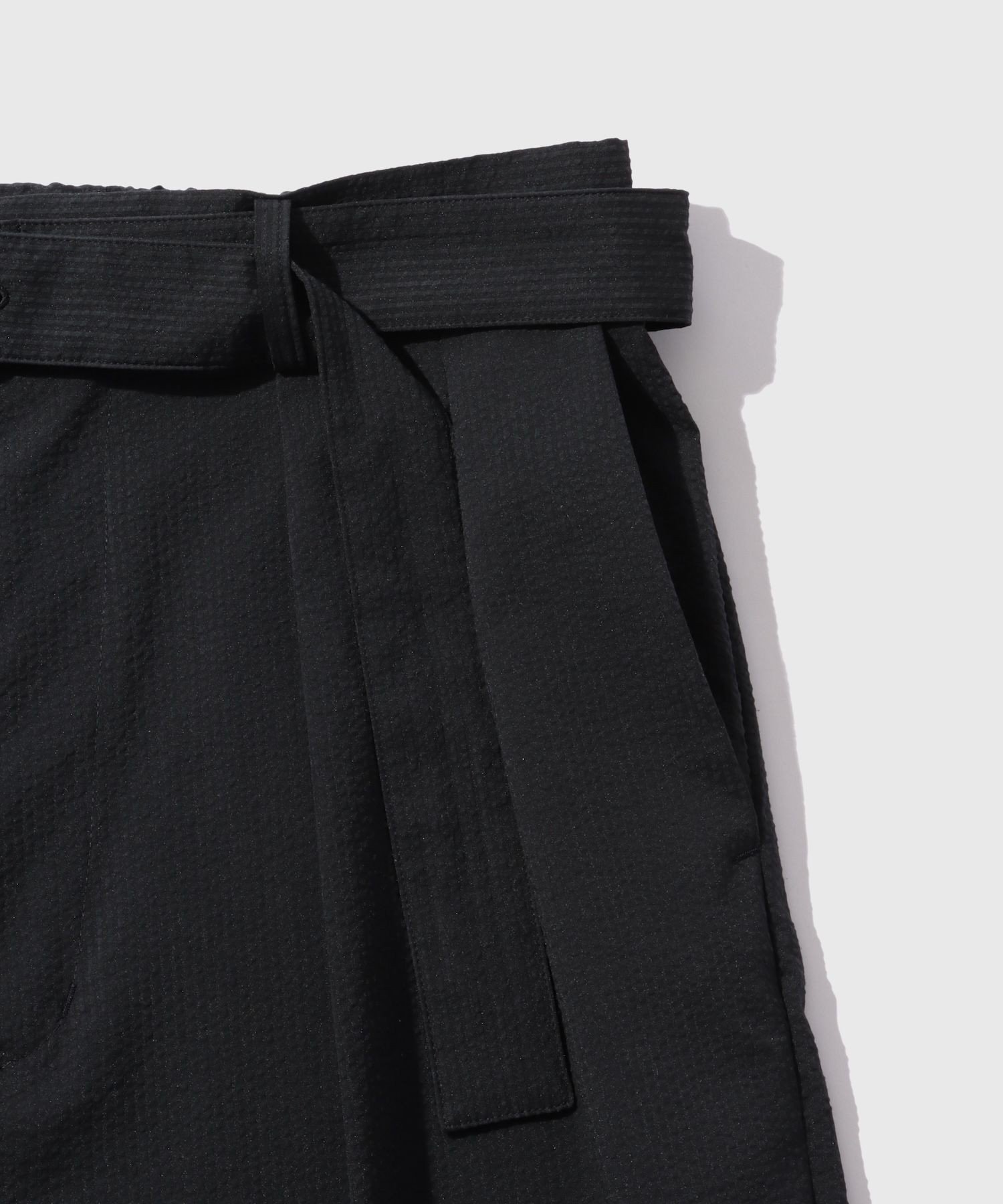 ADAM ET ROPE' HOMME シアサッカー ベルテッドイージーショーツ アダムエロペ パンツ その他のパンツ ブラック ブラウン【送料無料】