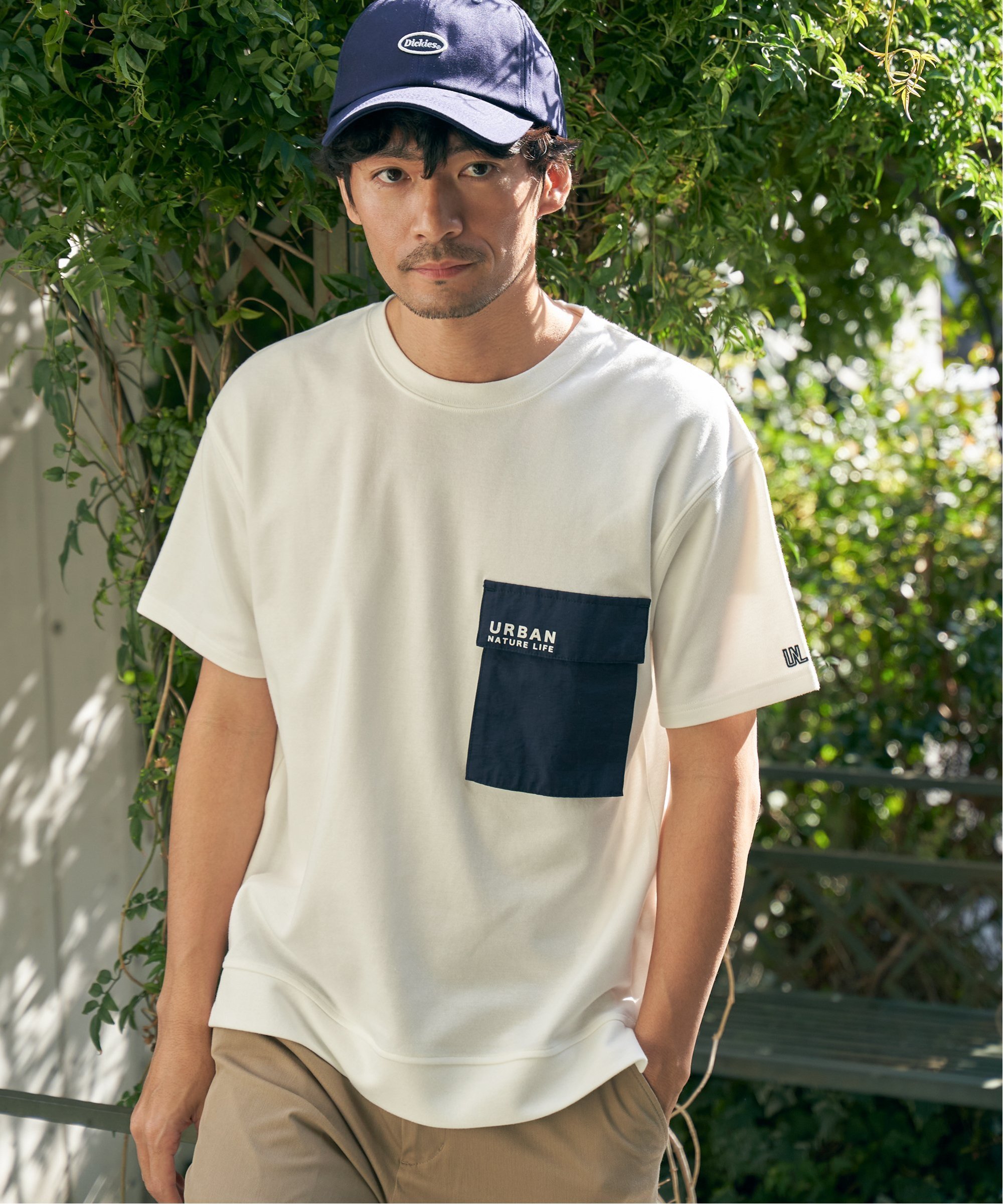 ikka URBAN NATURE LIFE フラップポケットTシャツ イッカ トップス カットソー・Tシャツ ホワイト ブラック ネイビー レッド ベージュ
