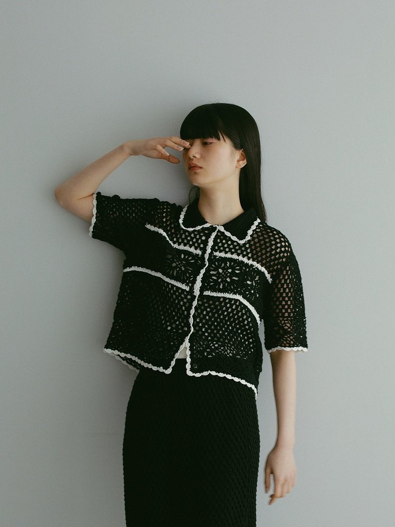 CASA FLINE ハンドクロシェニットカーディガン カーサフライン トップス カーディガン ブラック ホワイト【送料無料】のサムネイル