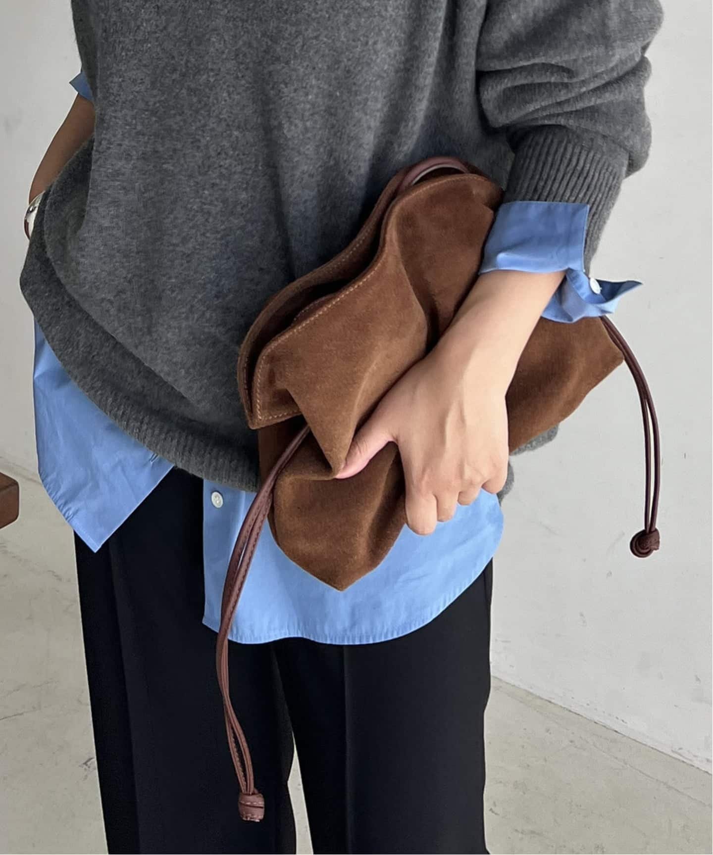 JOURNAL STANDARD 《予約》【AULENTTI/オウレンティ】キンチャクBAG SWEDE ジャーナル スタンダード バッグ ショルダーバッグ ブラウン【送料無料】のサムネイル