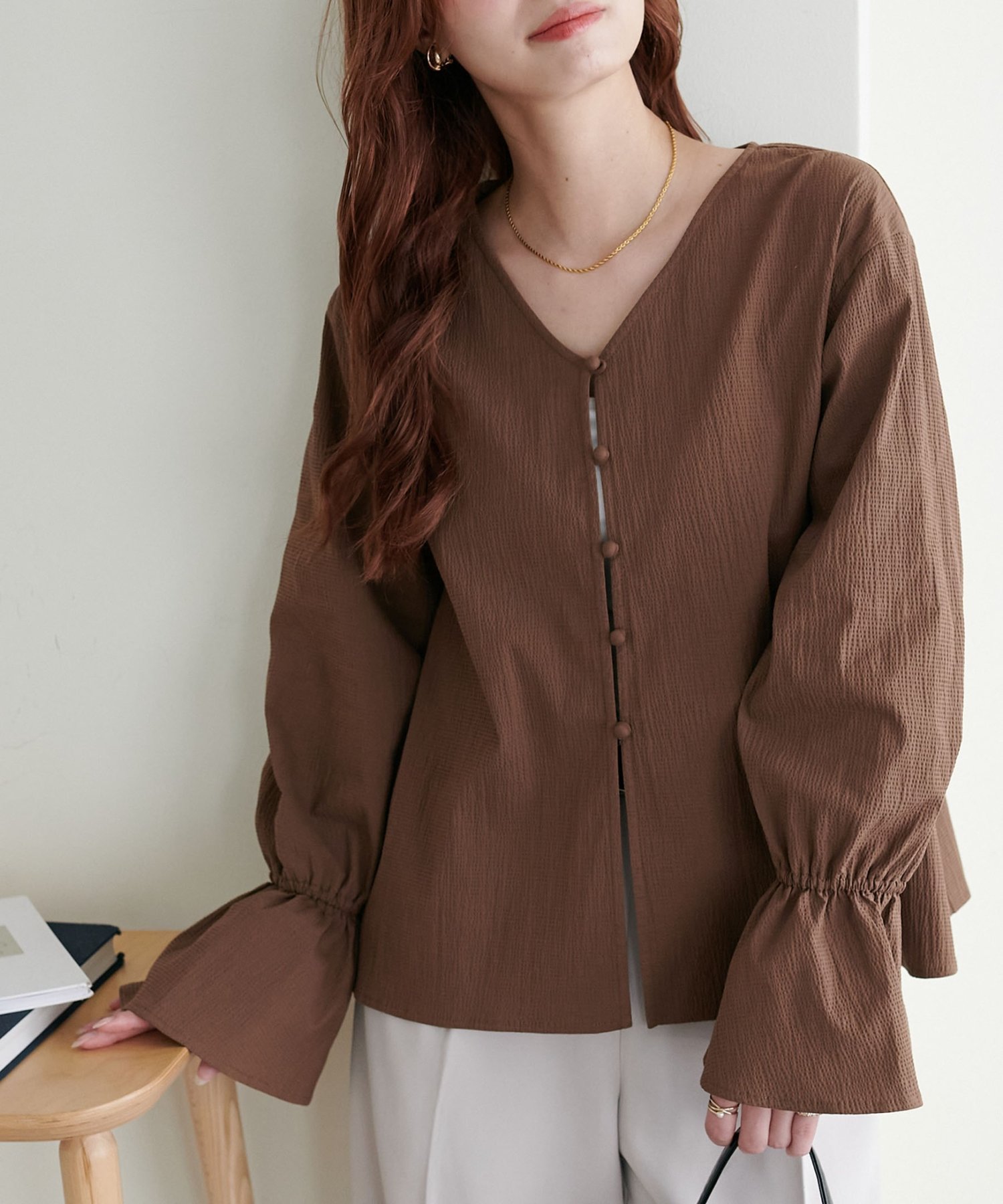 Discoat 【WEB限定】キャンディースリーブブラウス ディスコート トップス シャツ・ブラウス ブラック ホワイト ブラウン【送料無料】