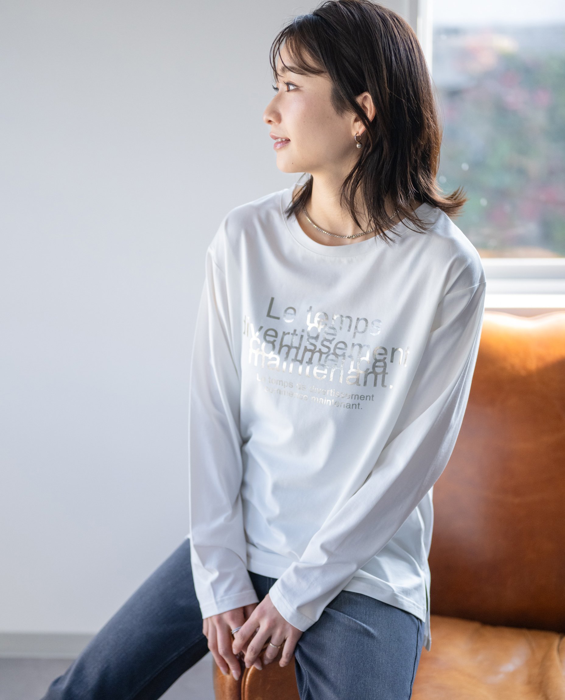 YEVS シルバー箔PTTシャツ イーブス トップス カットソー・Tシャツ ブラック ホワイト