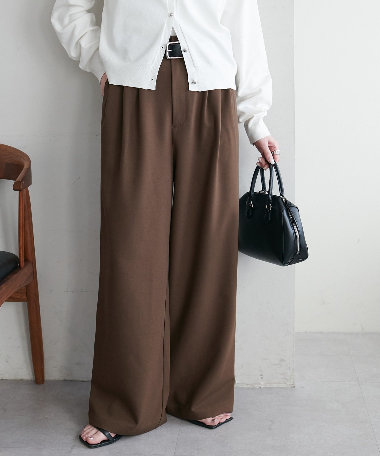 Discoat キュプラブレンド3タックワイドパンツ ディスコート パンツ その他のパンツ ブラウン ホワイト ブラック【送料無料】