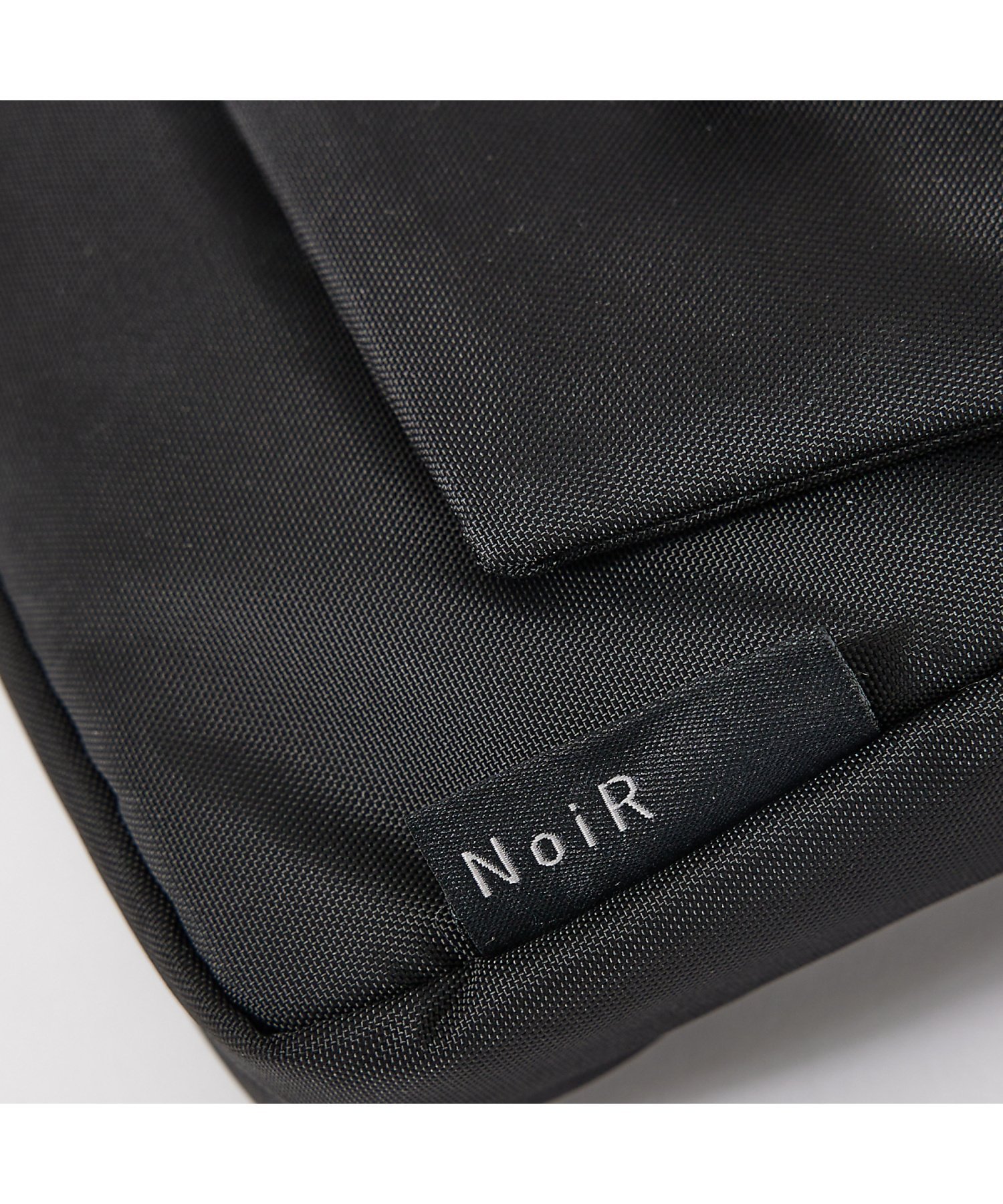 【NoiR / ノアール】撥水加工 2WAY ショルダーバッグ ポーチ Swit アバハウス バッグ ショルダーバッグ ブラック
