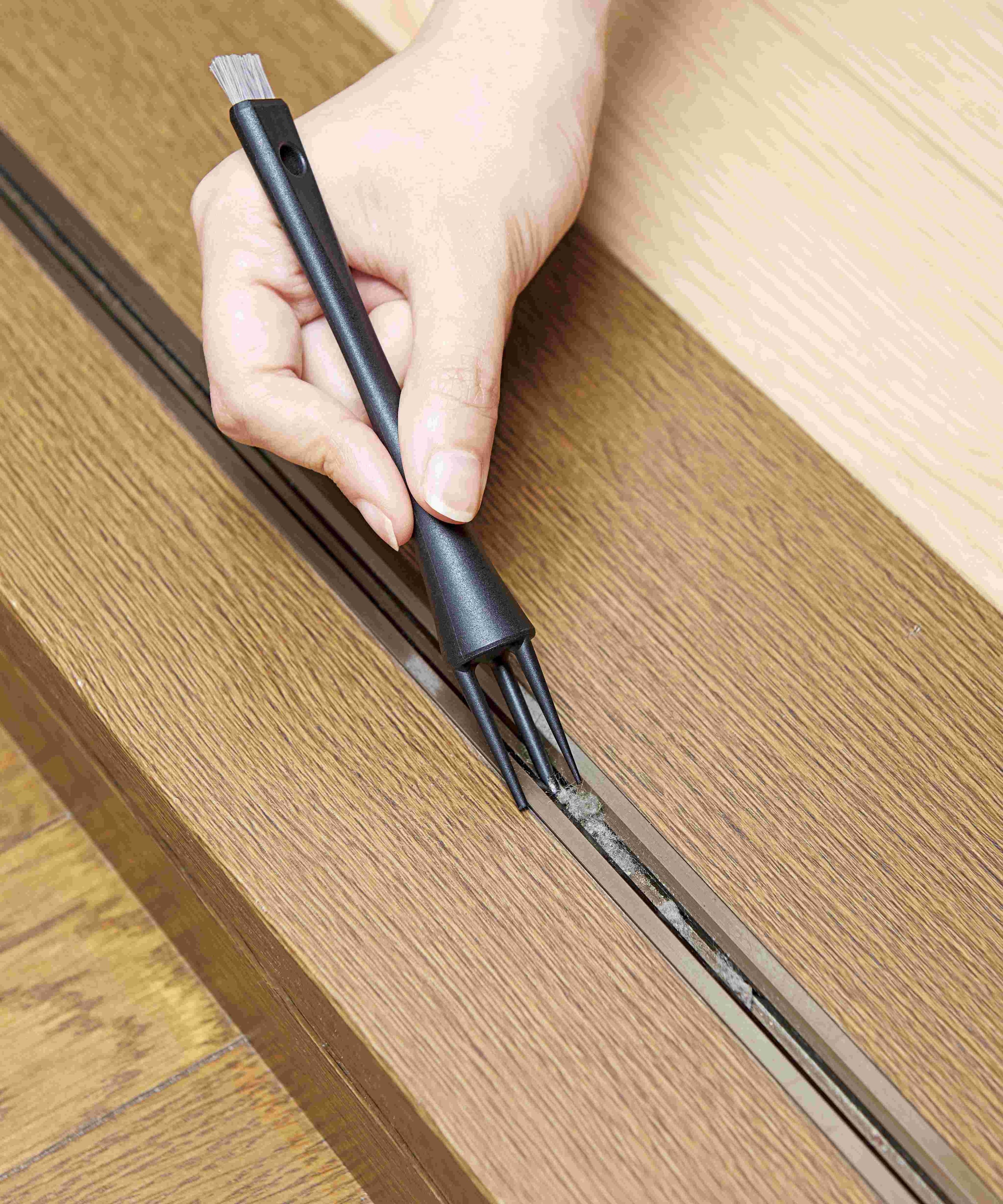 BACKYARD FAMILY フローリング汚れごっそり溝職人 ローラ インテリア・生活雑貨 その他のインテリア・生活雑貨 ブラック