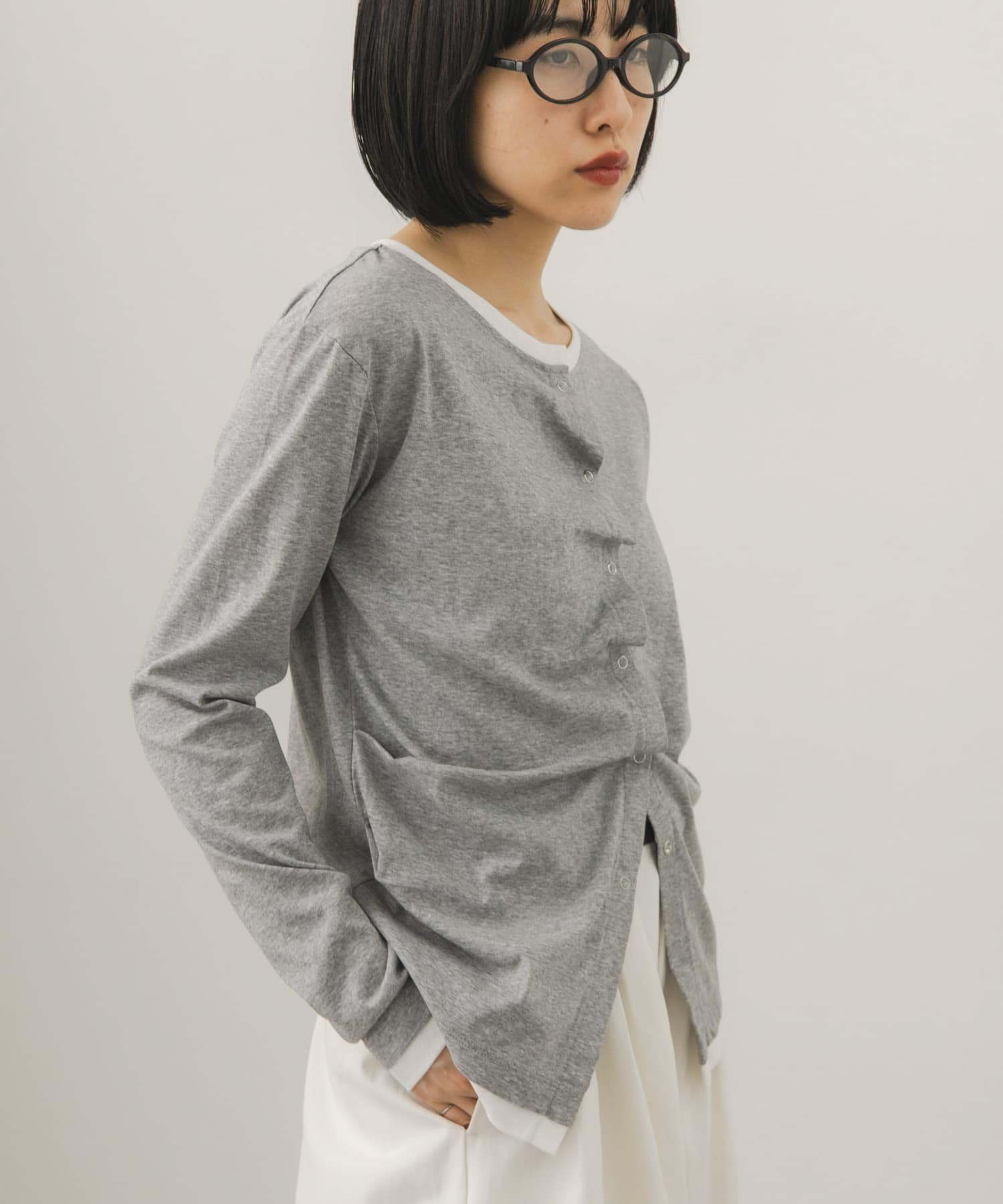 KBF バイカラーアシメタックトップス ケービーエフ トップス カットソー・Tシャツ グレー ブラウン