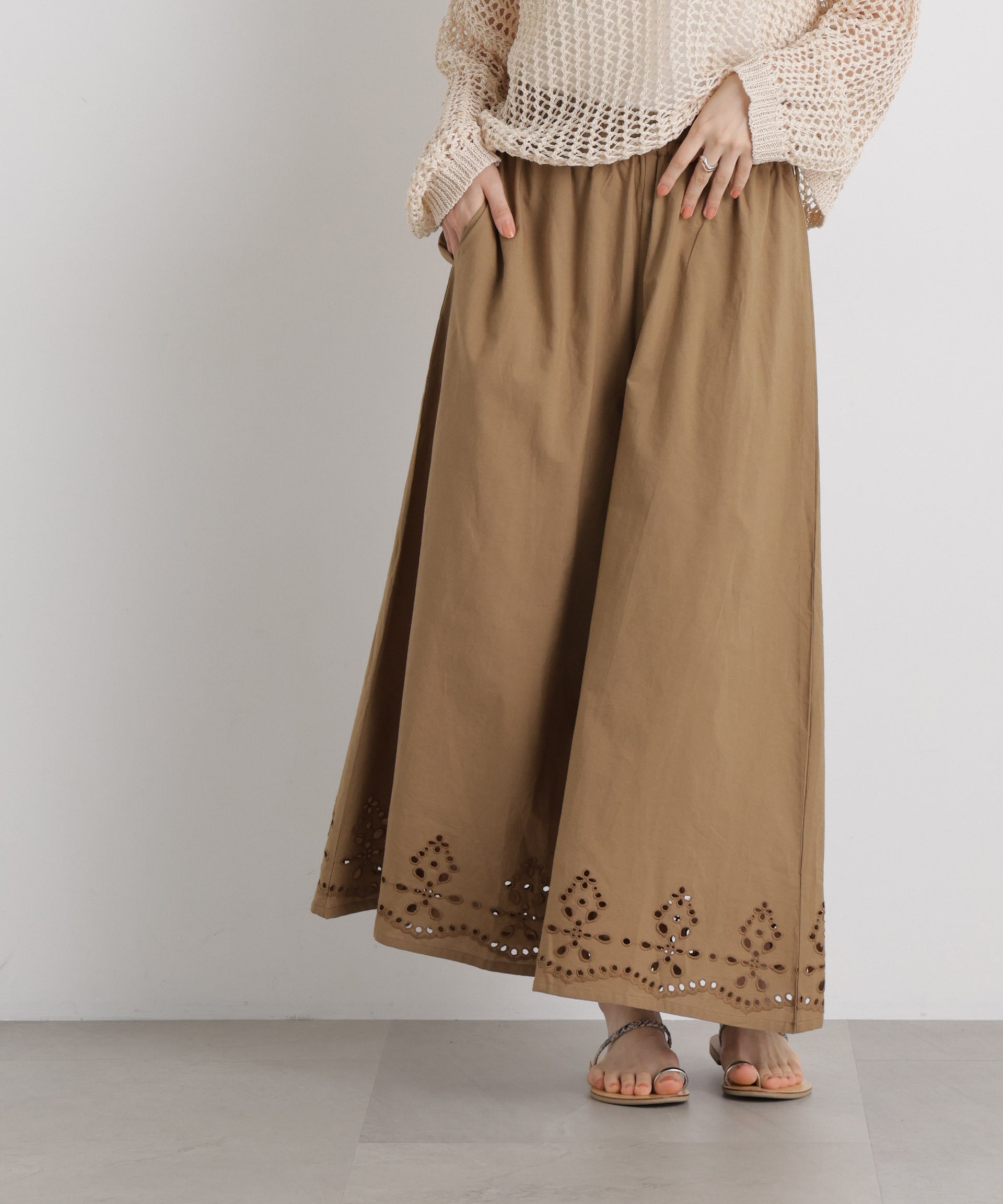 【SALE／20%OFF】NANO universe made in INDIAカットワークエンブロイダリーパンツ(セットアップ可) ナノユニバース パンツ その他のパンツ ベージュ ブラック ホワイト【送料無料】 stylife-15697709 Rakuten Fashion サンプル画像3