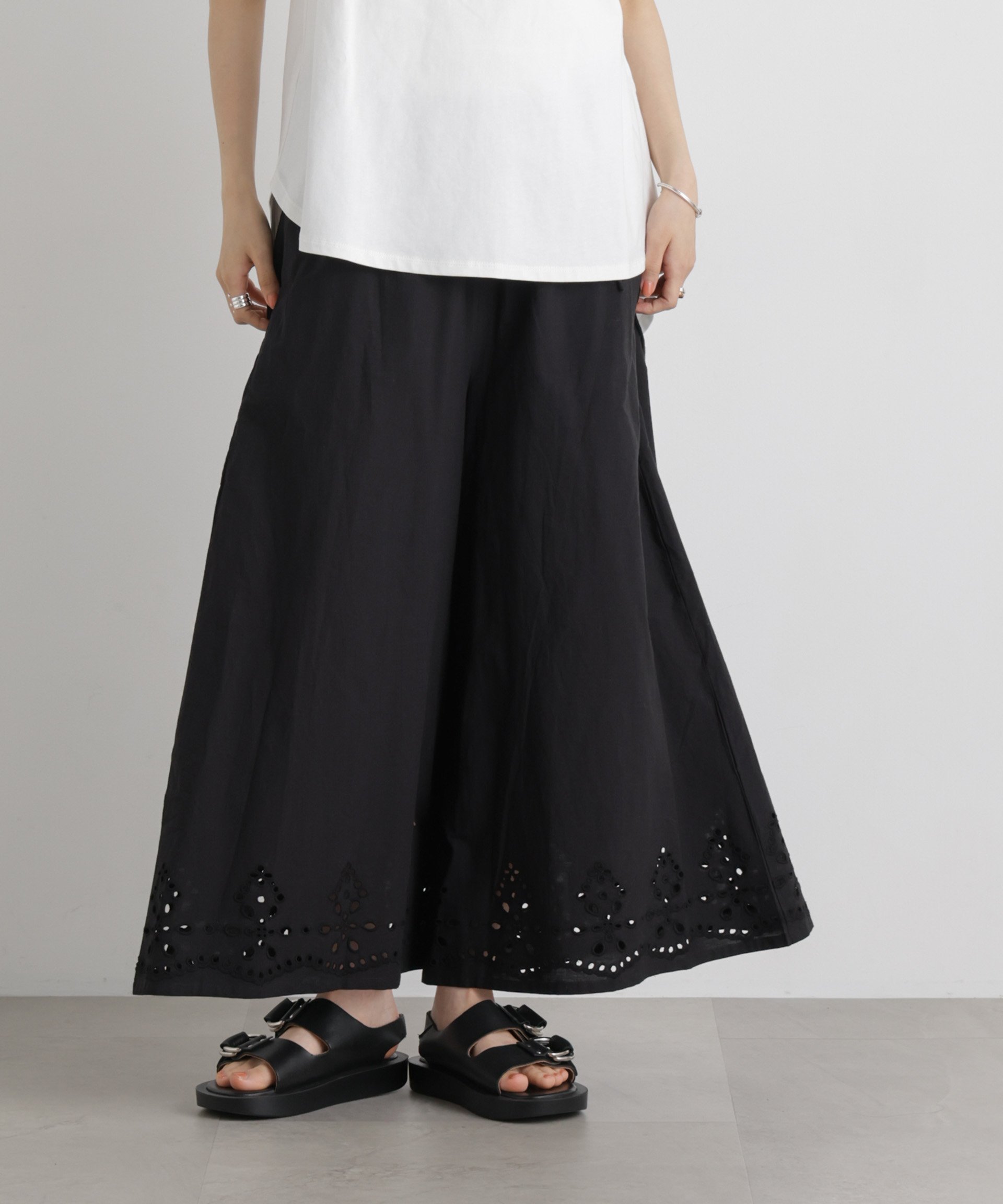 【SALE／20%OFF】NANO universe made in INDIAカットワークエンブロイダリーパンツ(セットアップ可) ナノユニバース パンツ その他のパンツ ベージュ ブラック ホワイト【送料無料】 stylife-15697709 Rakuten Fashion サンプル画像2