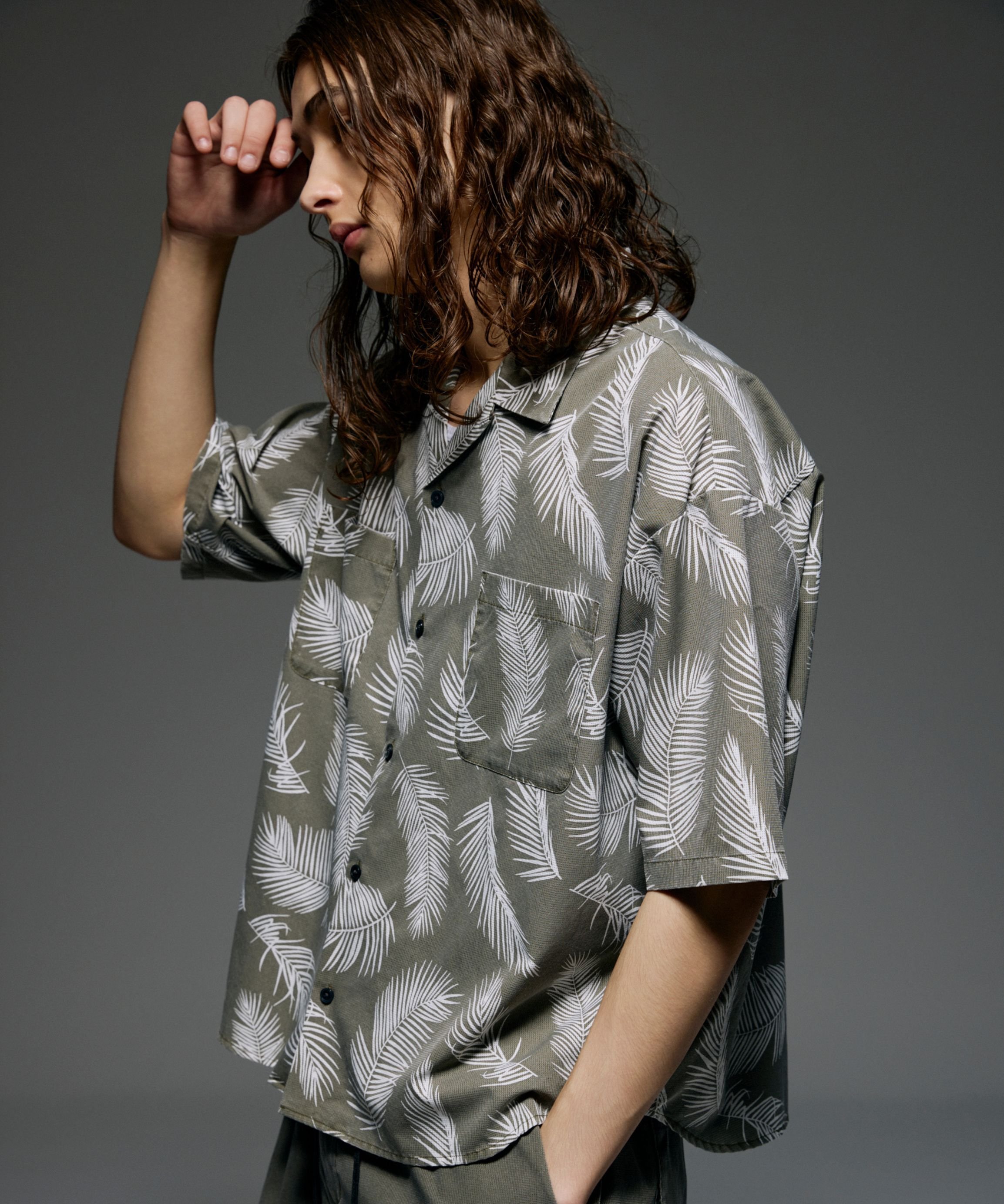 B omnivore/ビーオムニボー PIGMENT WIND CLOTH SHIRT ピグメントウインドクロスシャツ ビーバー トップス シャツ・ブラウス グリーン ブラック
