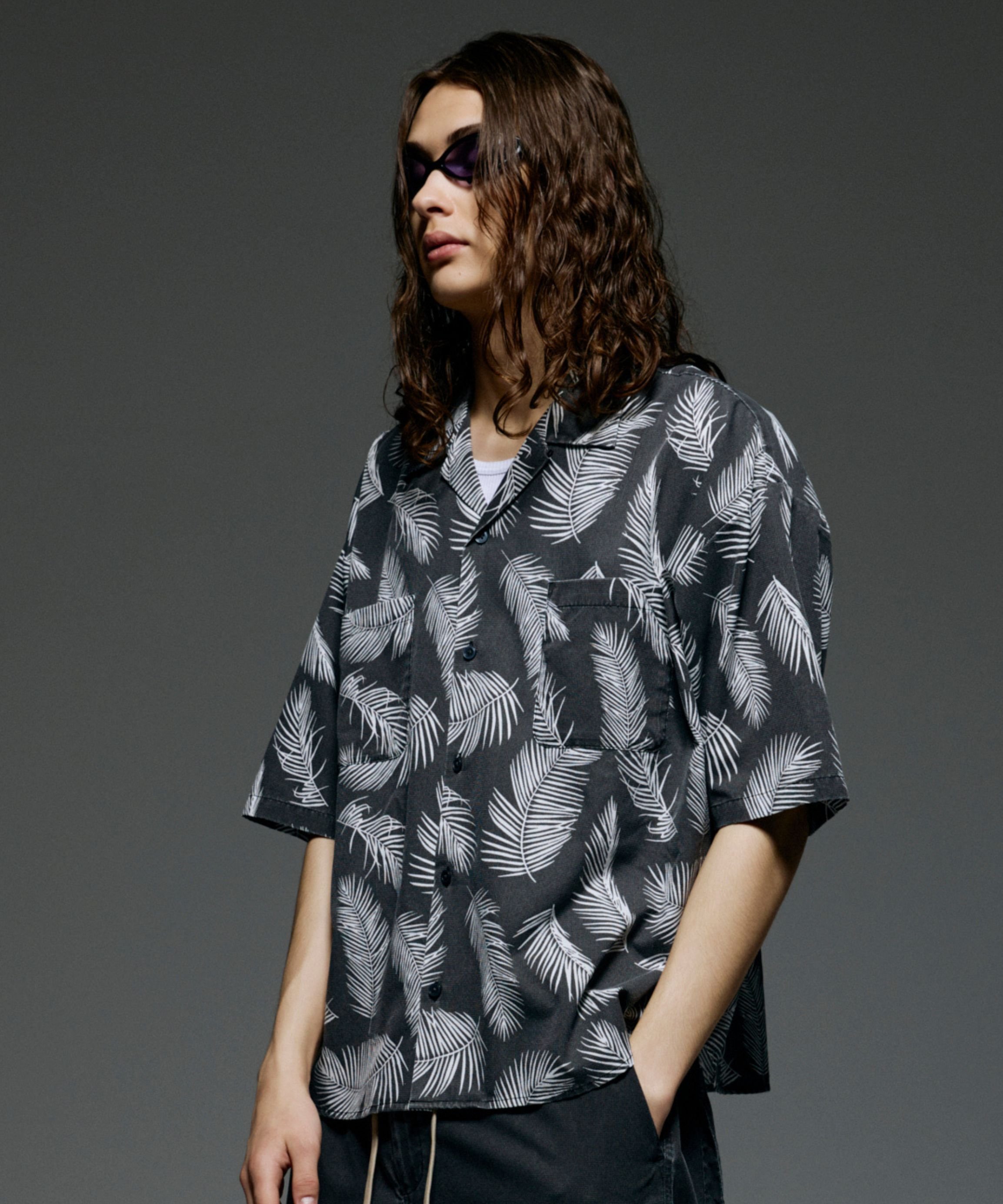 B omnivore/ビーオムニボー PIGMENT WIND CLOTH SHIRT ピグメントウインドクロスシャツ ビーバー トップス シャツ・ブラウス グリーン ブラック