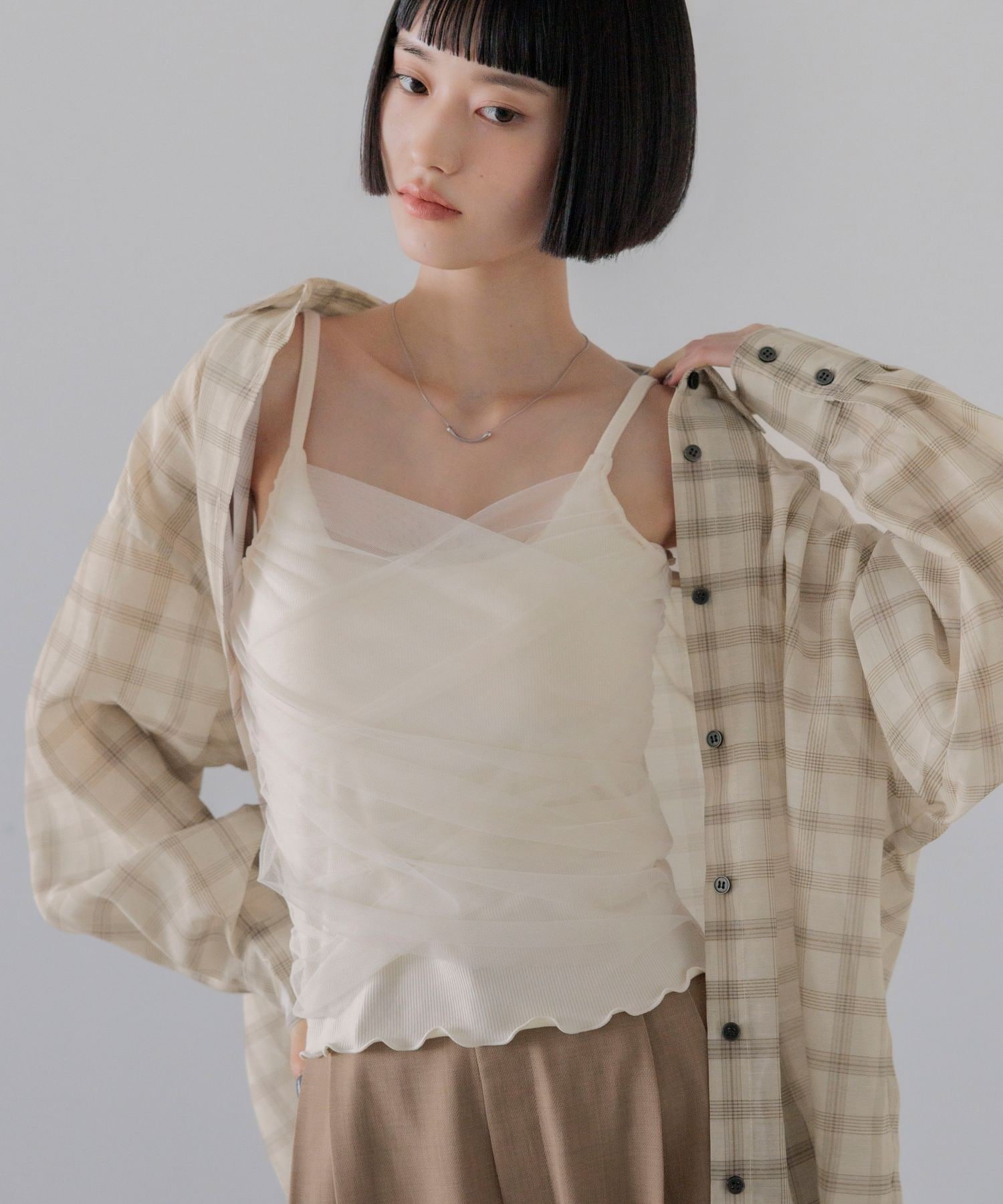 【SALE／29%OFF】LOWRYS FARM チュールレイヤードキャミ ローリーズファーム トップス キャミソール グレー ブラック