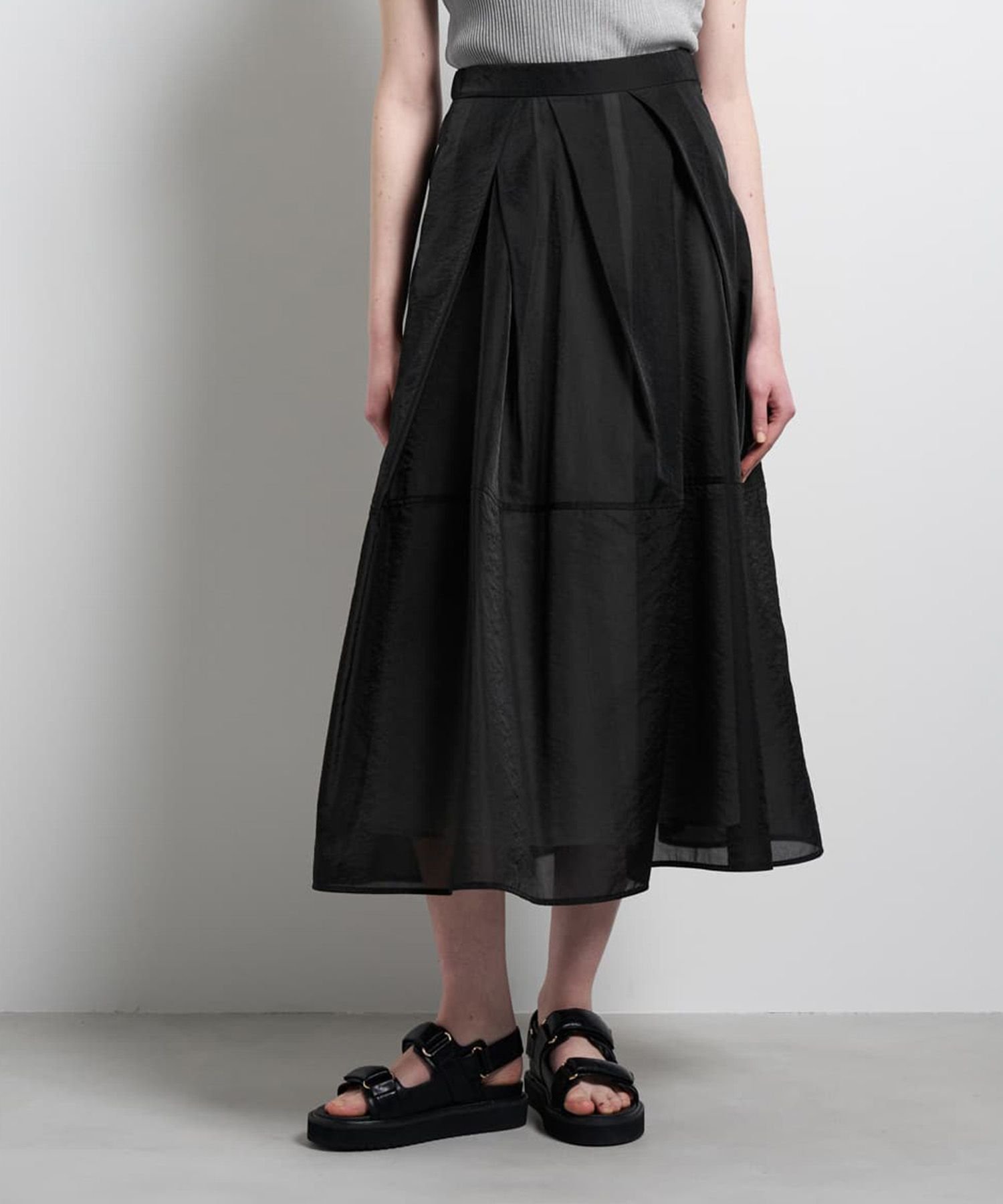 LANVIN en Bleu シアータックフレアスカート ランバンオンブルー スカート その他のスカート ブラック イエロー【送料無料】