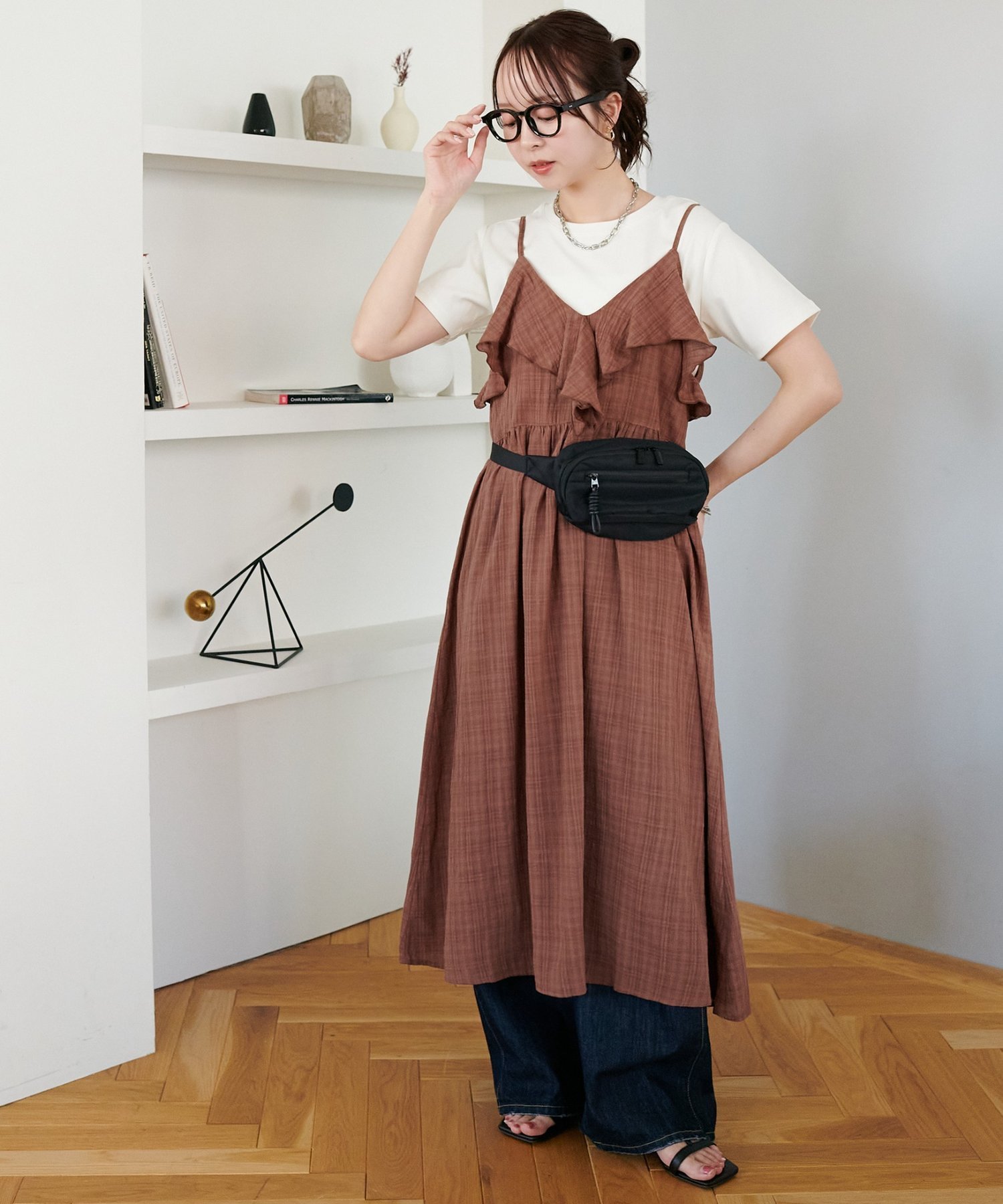 【WEB限定】フリルキャミチュニック ディスコート トップス シャツ・ブラウス ブラック ホワイト ブラウン