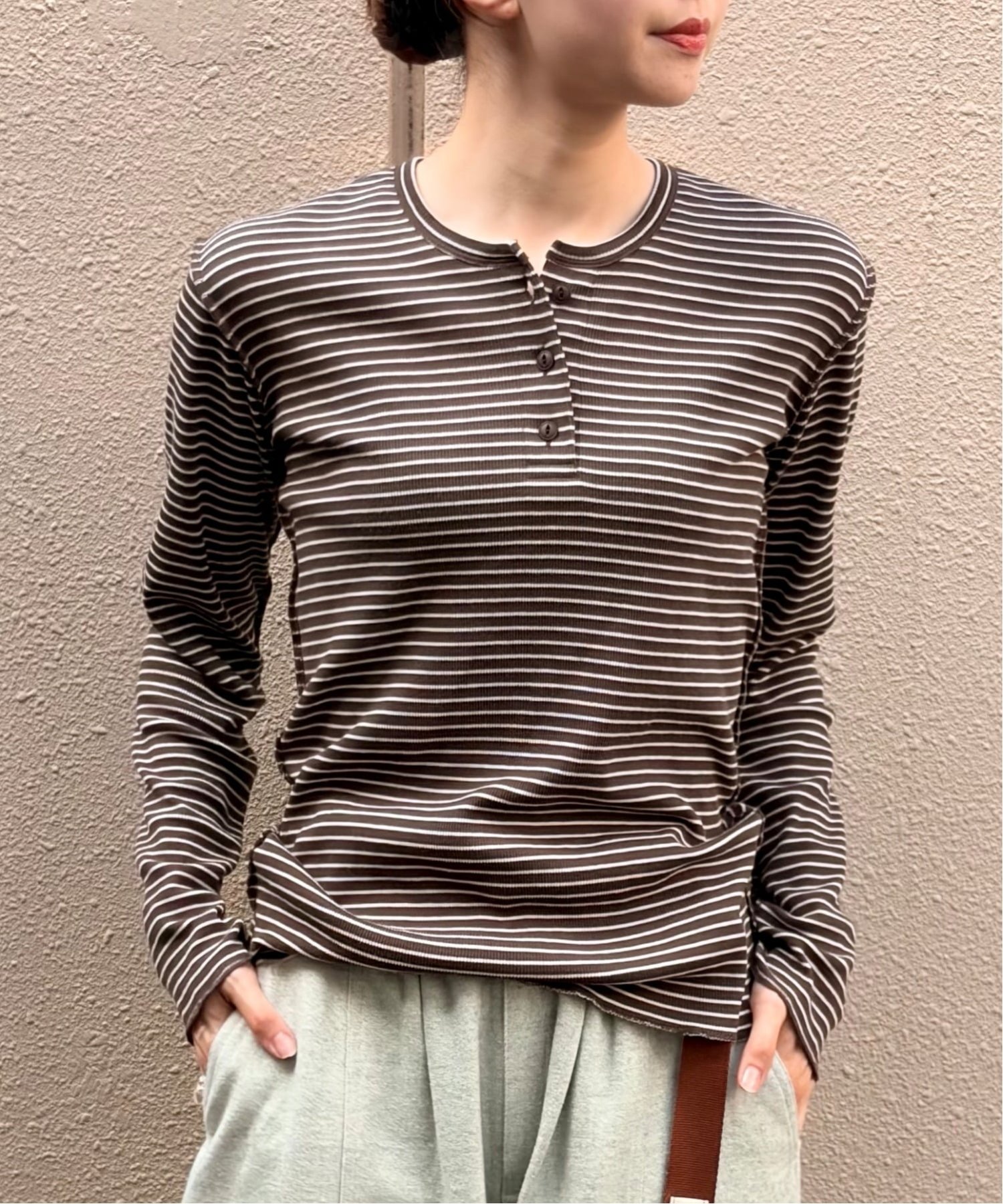 MEYAME メヤメ ヘンリーネック BORDER SOFT RIB HENRY NECK ステップス トップス カットソー・Tシャツ ブラウン ピンク