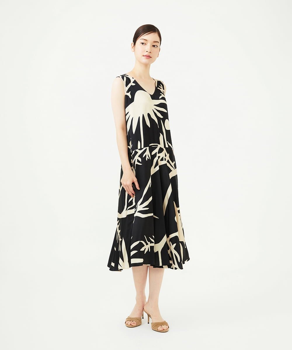 美品✨Sybilla シビラ ワンピース ノースリーブ 花柄 モノトーン 楽天市場】シビラ（ワンピース｜レディースファッション）の通販