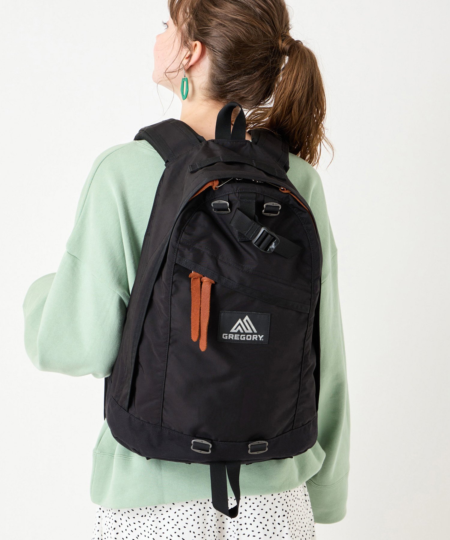 GREGORY 【公式】GREGORY デイパック 26L リュック バックパック グレゴリー バッグ リュック・バックパック ブラック【送料無料】