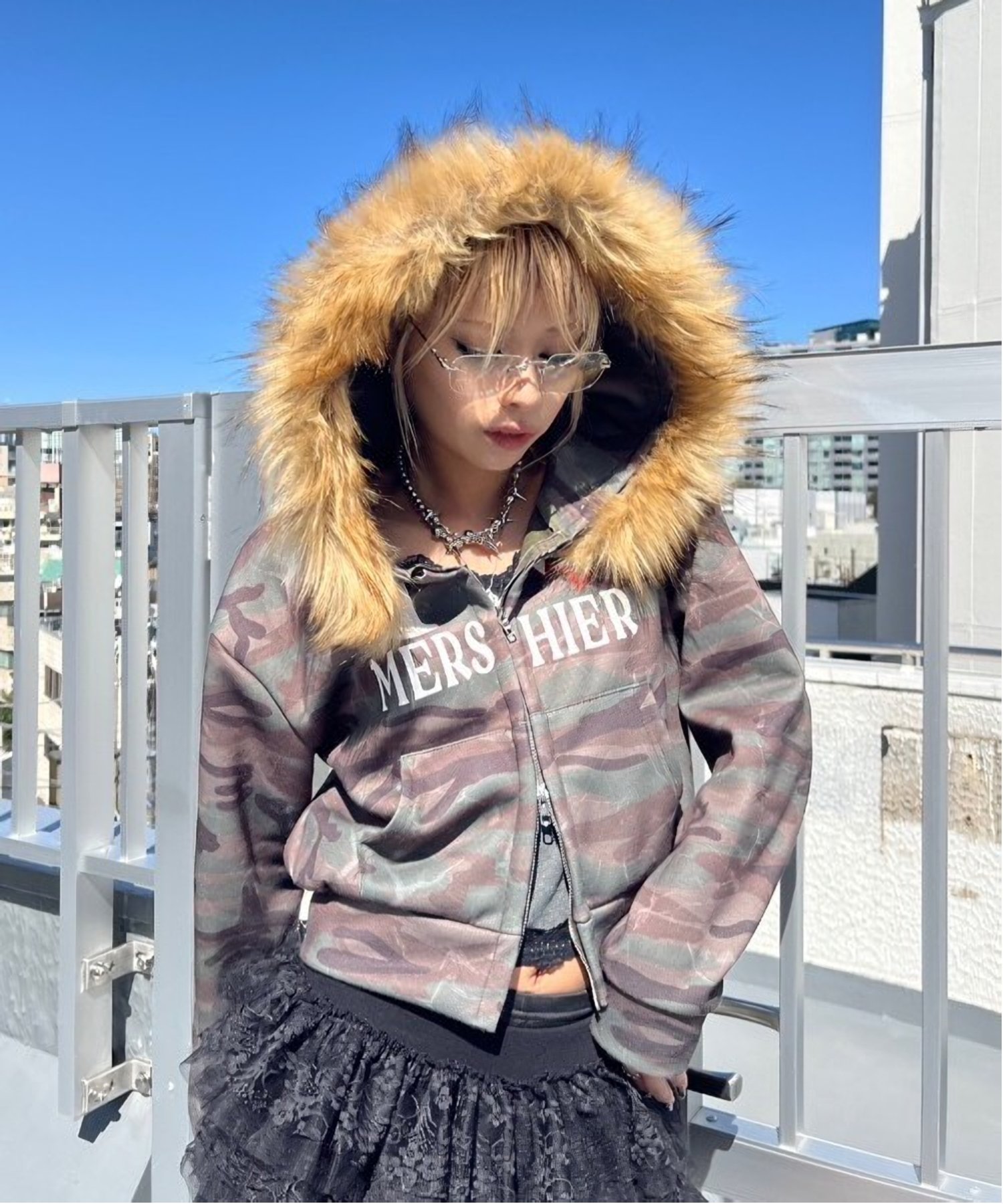 XU 【XU】camouflage fur hood zipup hoodie / ファーパーカー ジップパーカー パーカー ネバーマインドザエックスユー／チカシツプラス トップス パーカー・フーディー【送料無料】