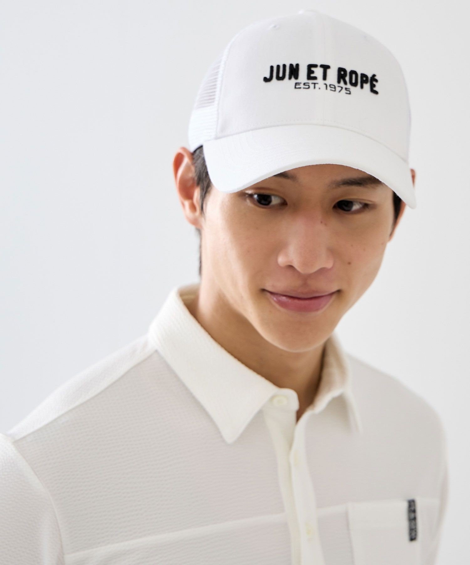 JUN&ROPE' ロゴ入りサイドバックメッシュキャップ ジュンアンドロペ 帽子 キャップ ホワイト ブラック【送料無料】