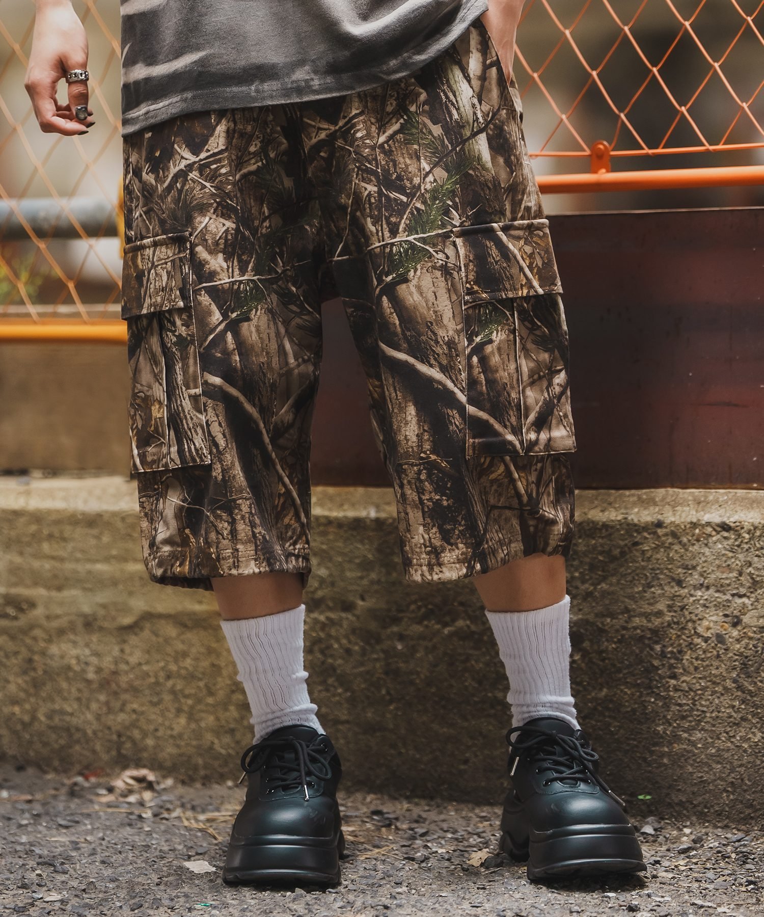 【SALE／25%OFF】improves ツイル 総柄 カーゴショーツ インプローブス パンツ カーゴパンツ【送料無料】