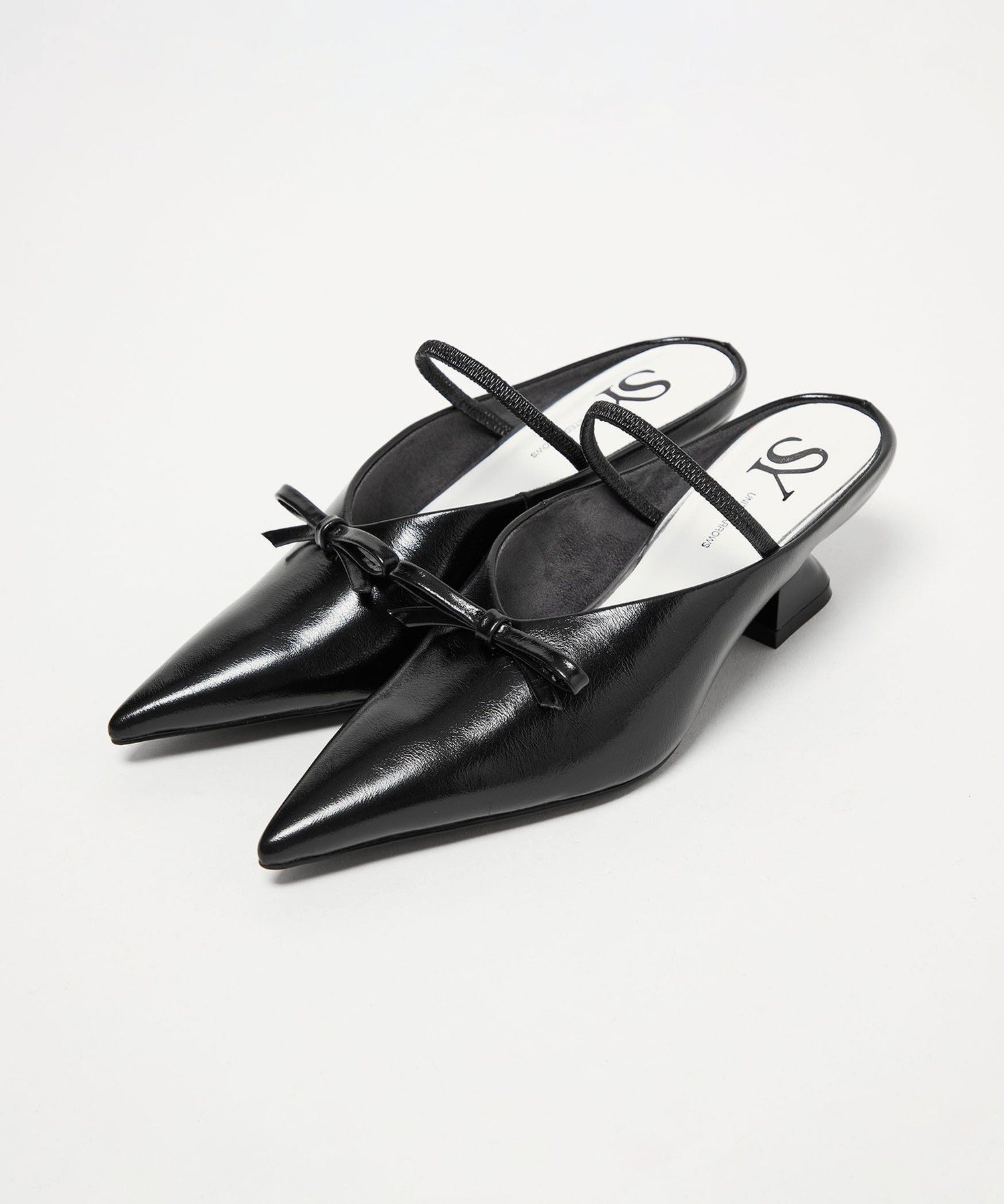 SY UNITED ARROWS ＜SY＞ シェイプヒールリボンミュール サンダル50↑ オデット エ オディール シューズ・靴 サンダル ブラック レッド