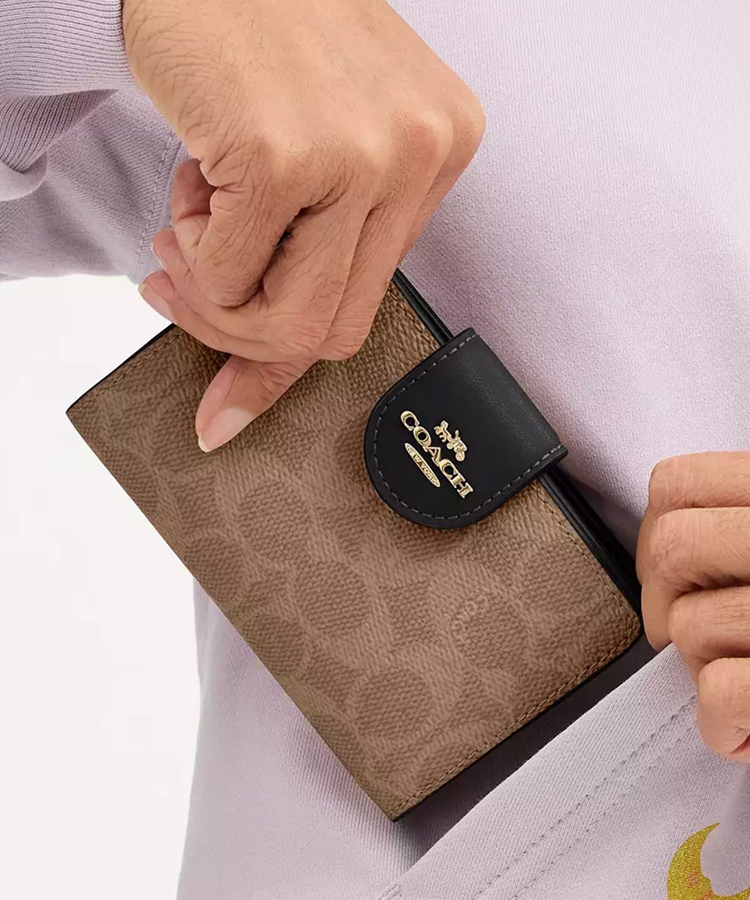 【SALE／60%OFF】COACH OUTLET 【公式】ミ�