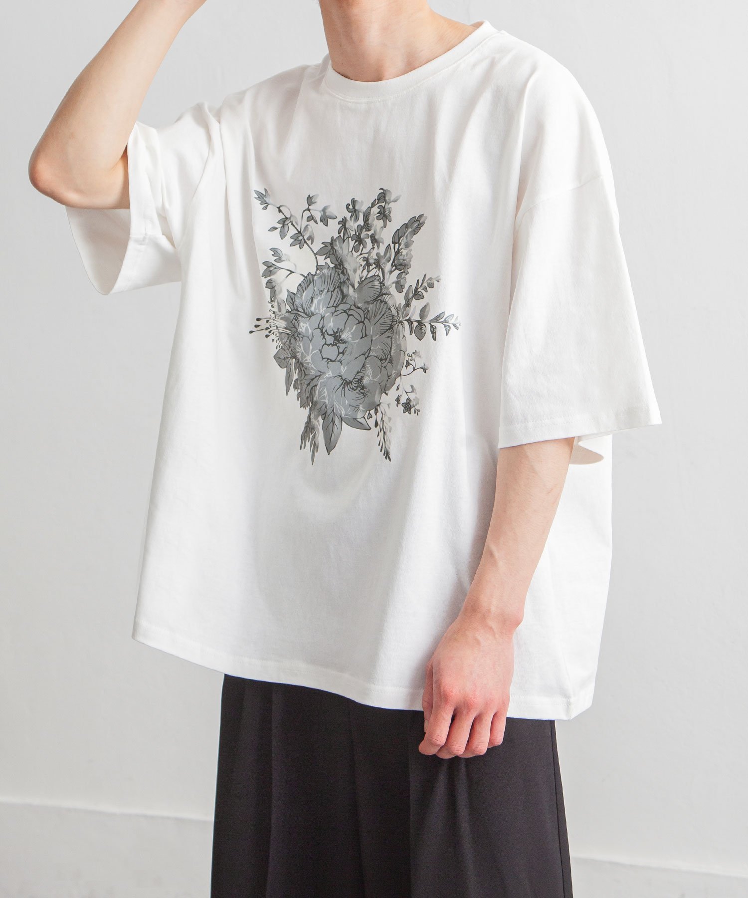 Nilway 【24019-11gz】Nilway アソートグラフィックコットンTシャツ ジップファイブ/ニルウェイ トップス カットソー・Tシャツ ブラック ホワイト ネイビー