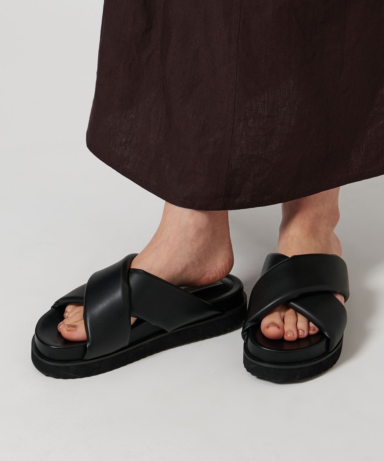 【SALE／40%OFF】UNITED ARROWS COMFY クロス サンダル ユナイテッドアローズ アウトレット シューズ・靴 サンダル ホワイト ブラッ...