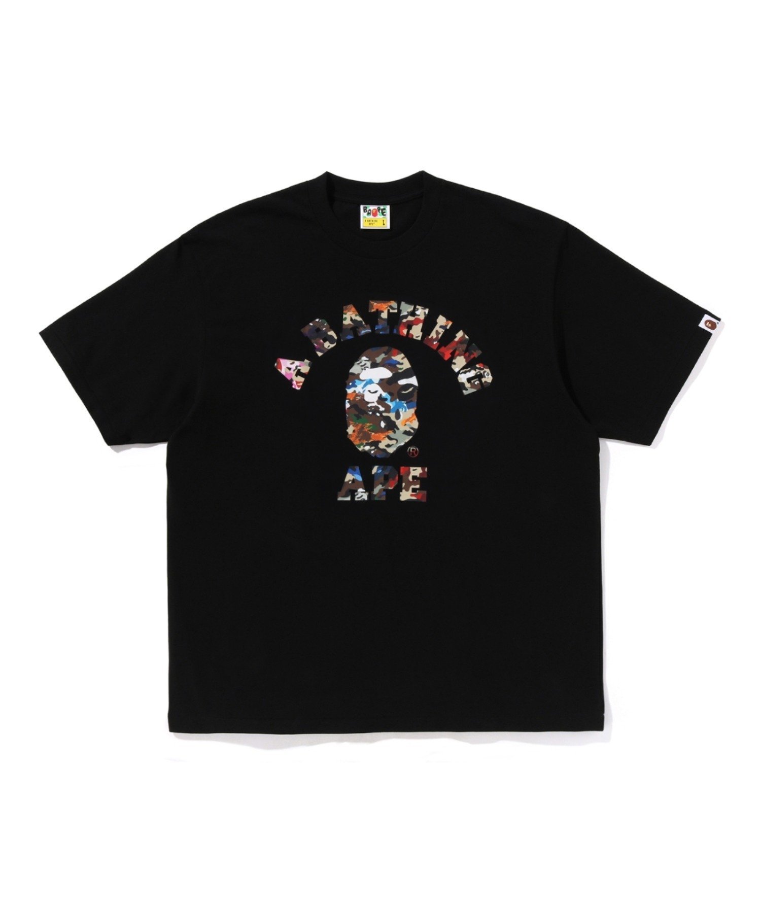 A BATHING APE HYBRID CAMO COLLEGE RELAXED FIT TEE ア ベイシング エイプ トップス カットソー・Tシャツ レッド ホワイト ブラック